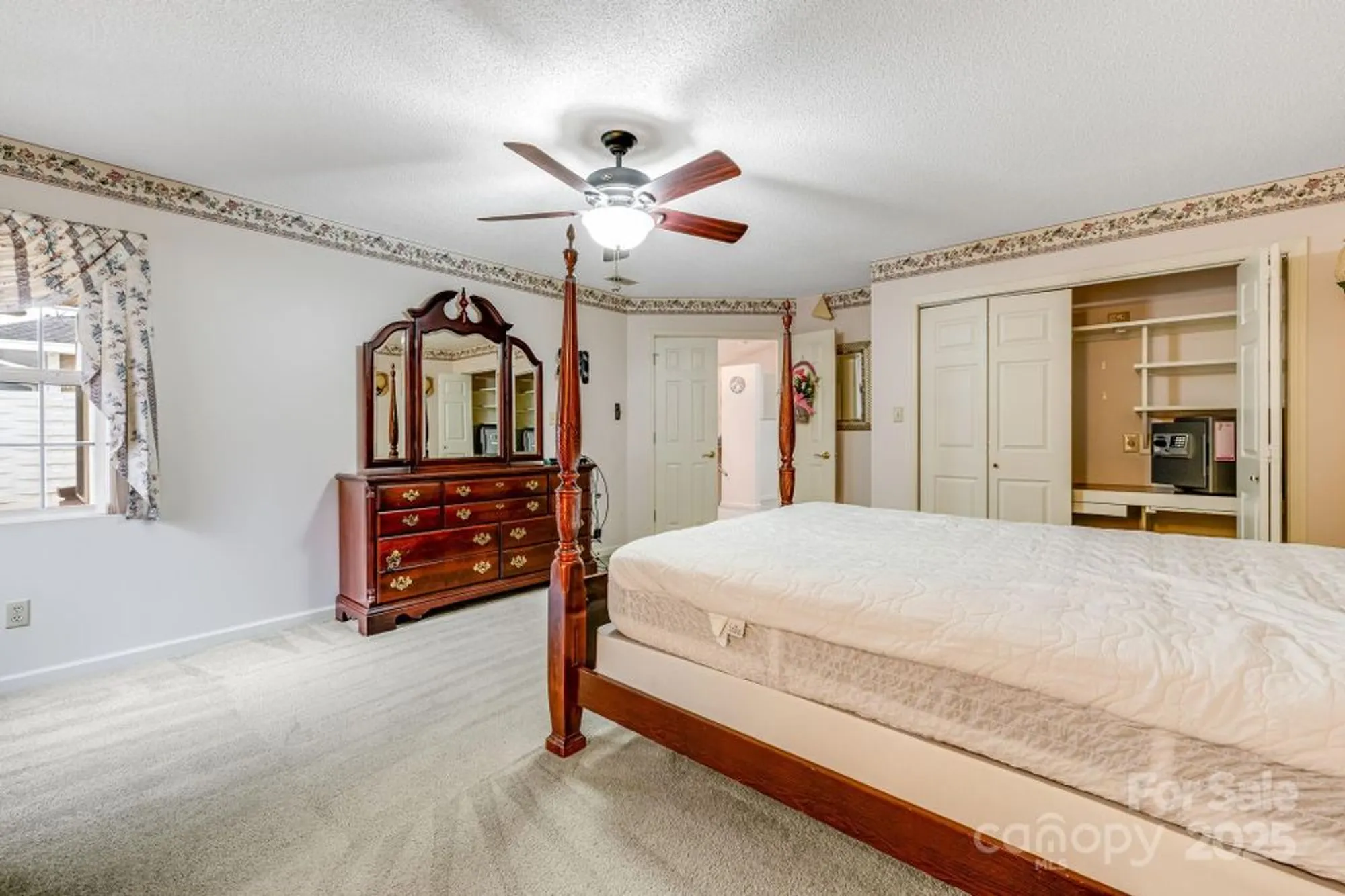 Property Slideshow image 23 of 34 | 11 heather way d, Candler, NC, 28715