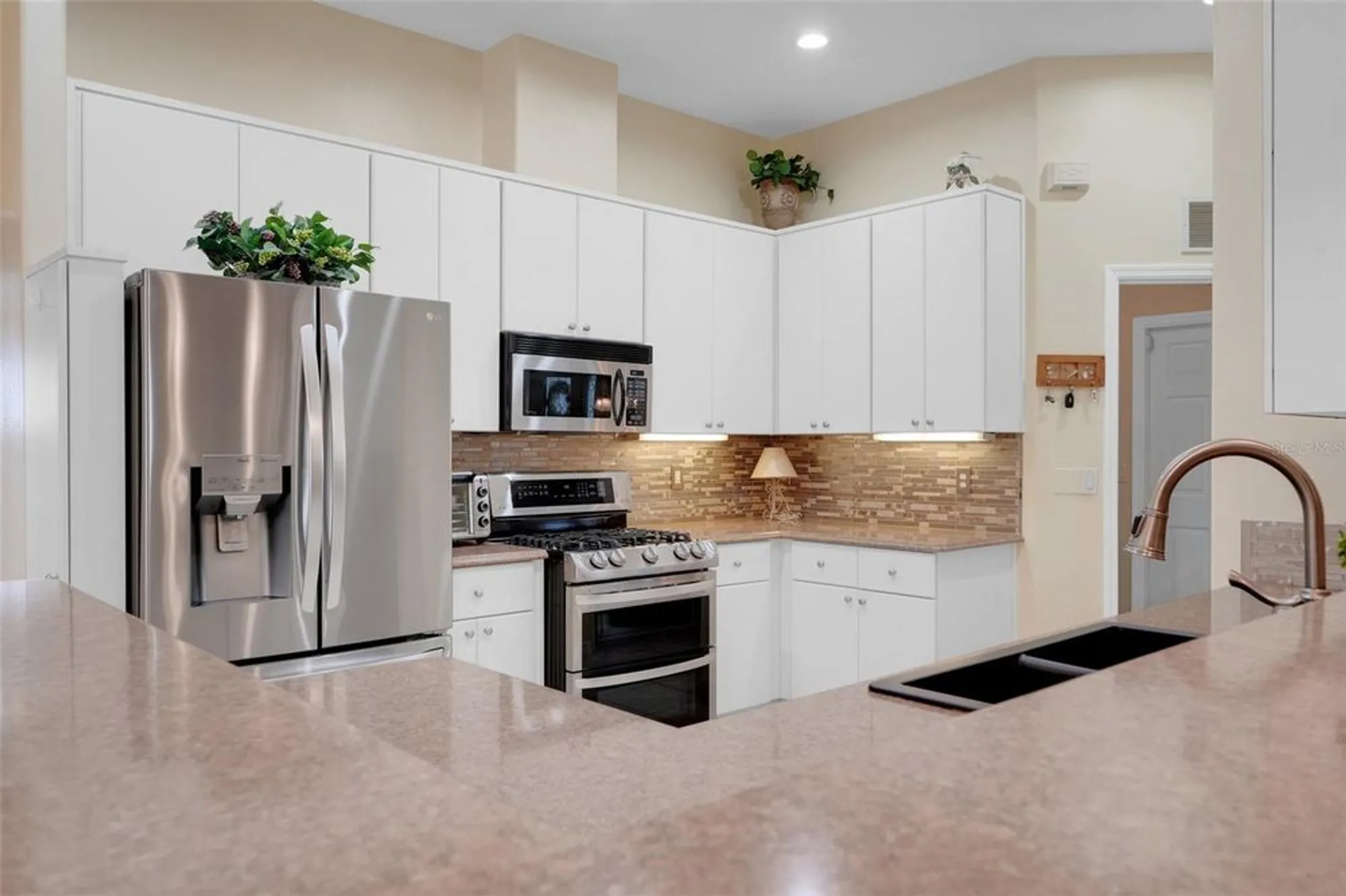 Property Slideshow image 22 of 49 | 5304 fantasy way, Leesburg, FL, 34748