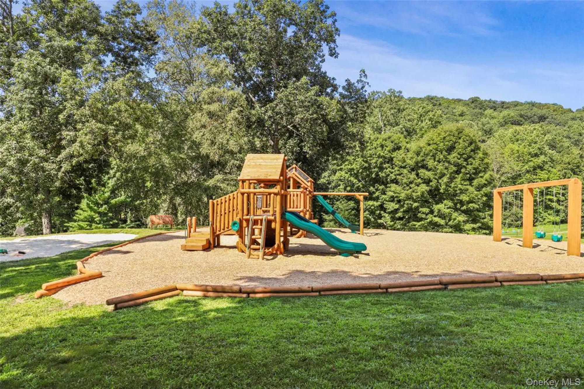 Property Slideshow image 10 of 11 | 882 heritage hls b, Somers, NY, 10589