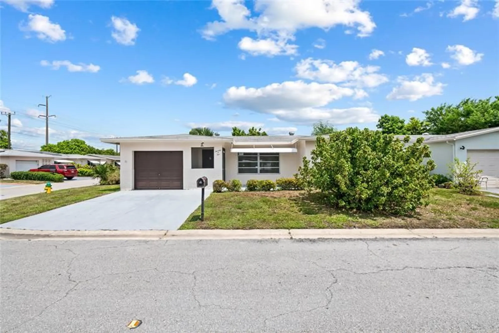 Property Slideshow image 1 of 28 | 7005 nw 11th st, Margate, FL, 33063