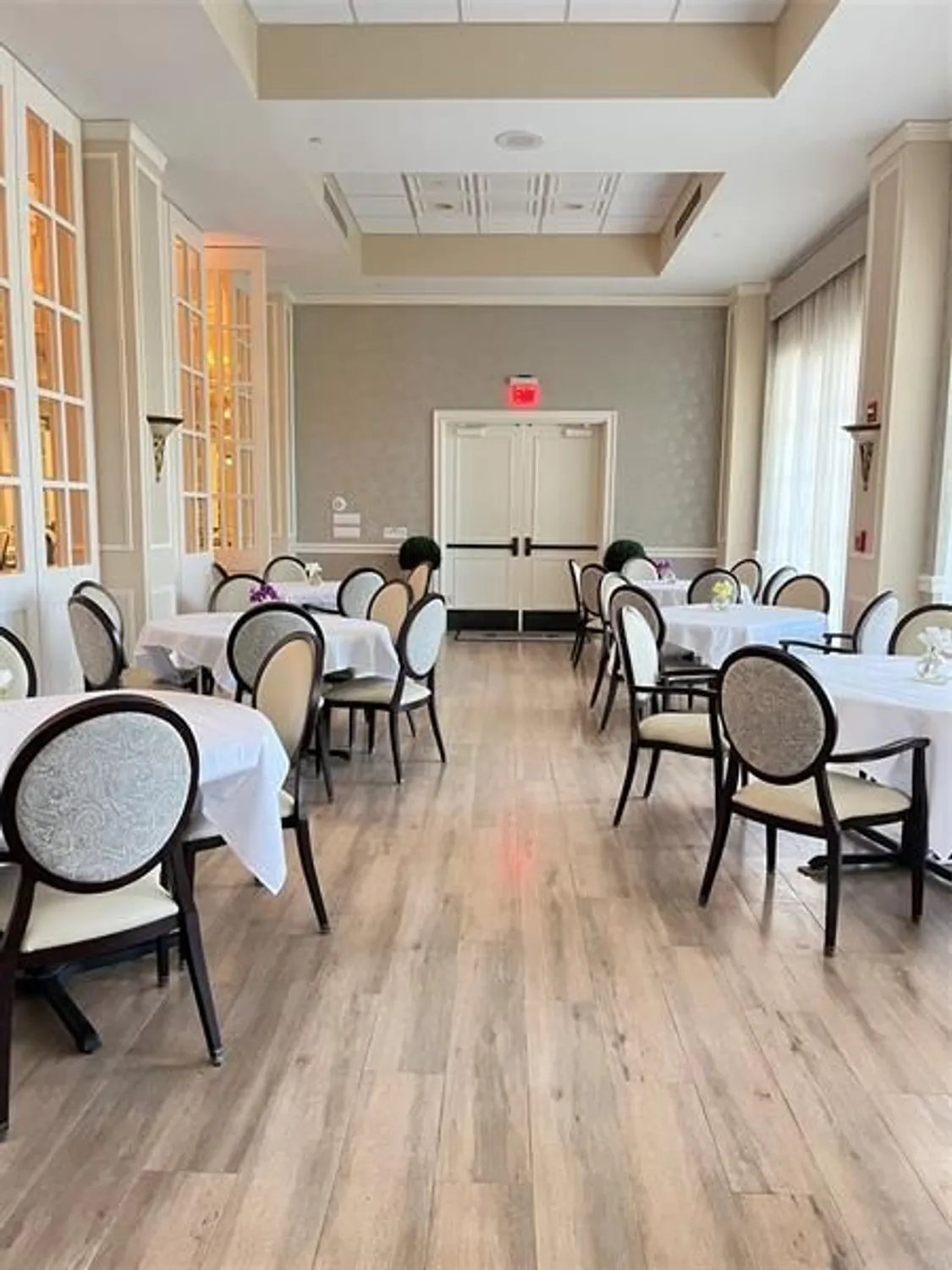 Property Slideshow image 10 of 39 | 16135 emerald estates dr 272, Weston, FL, 33331