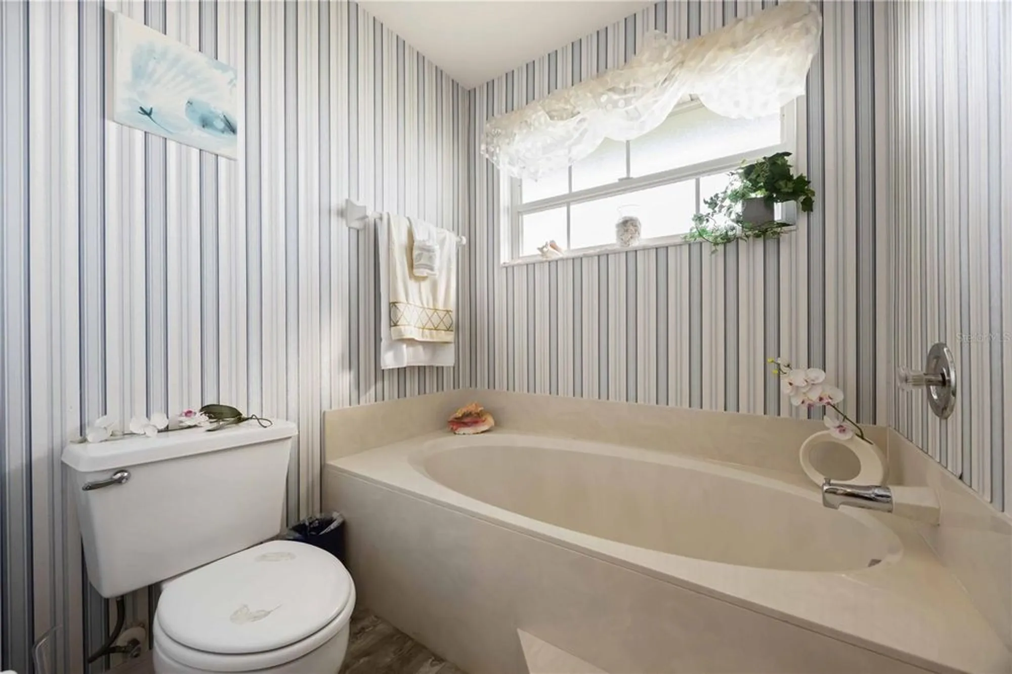 Property Slideshow image 33 of 38 | 805 harrington lake dr 76, Venice, FL, 34293