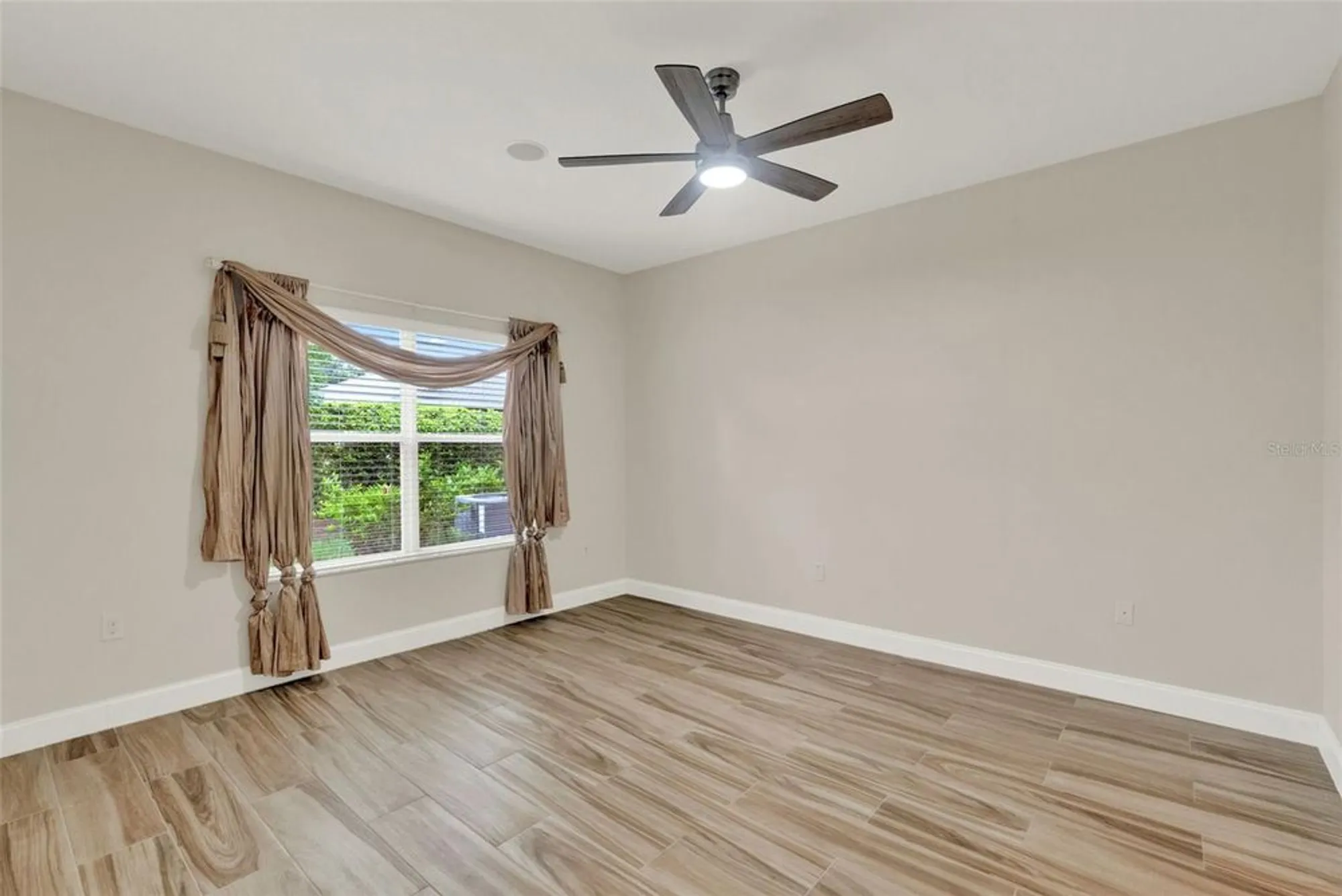Property Slideshow image 20 of 42 | 3210 sonesta ct b, Clermont, FL, 34711