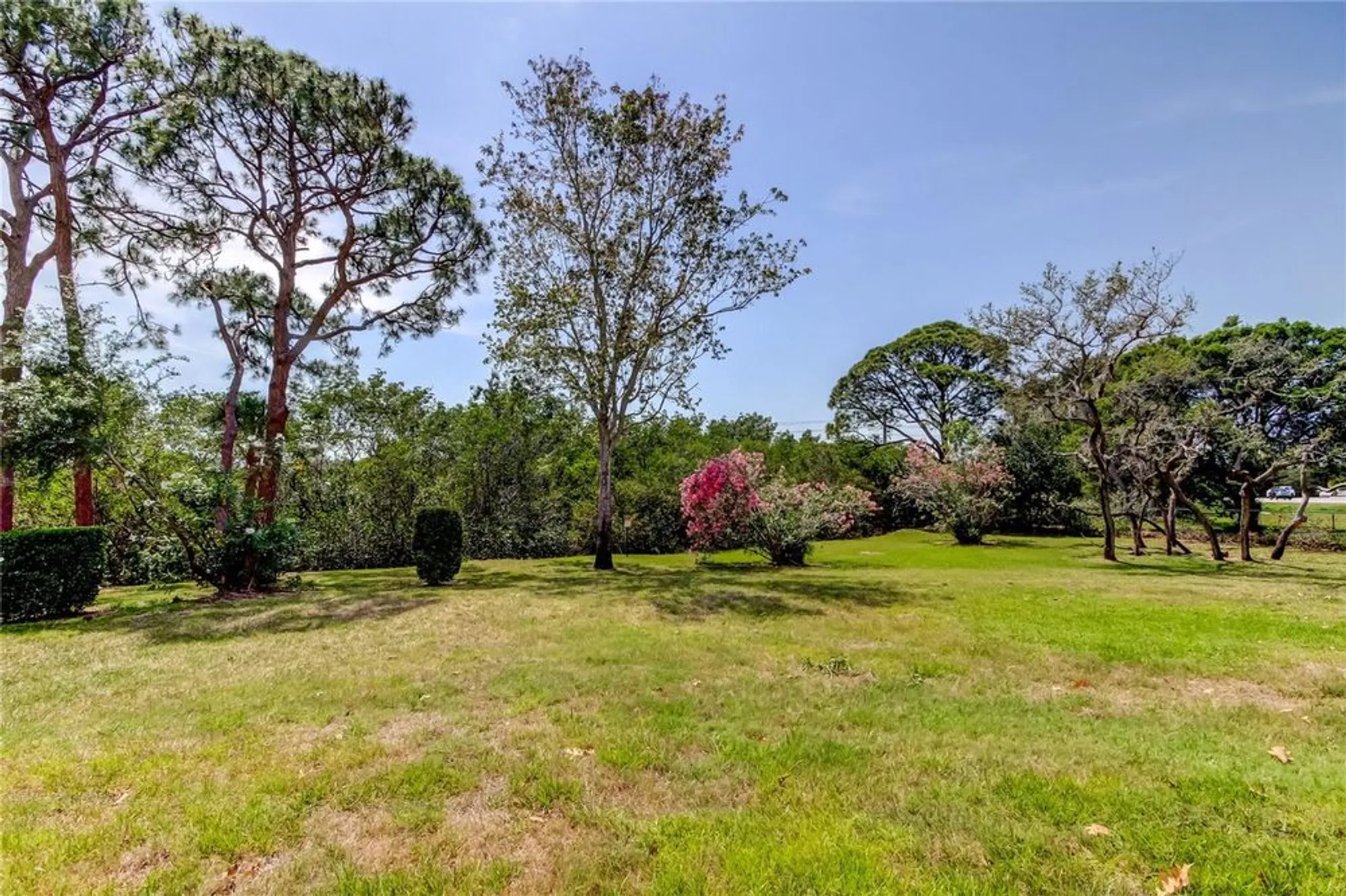 Property Slideshow image 42 of 54 | 8198 terrace garden dr n unit 109, Saint Petersburg, FL, 33709