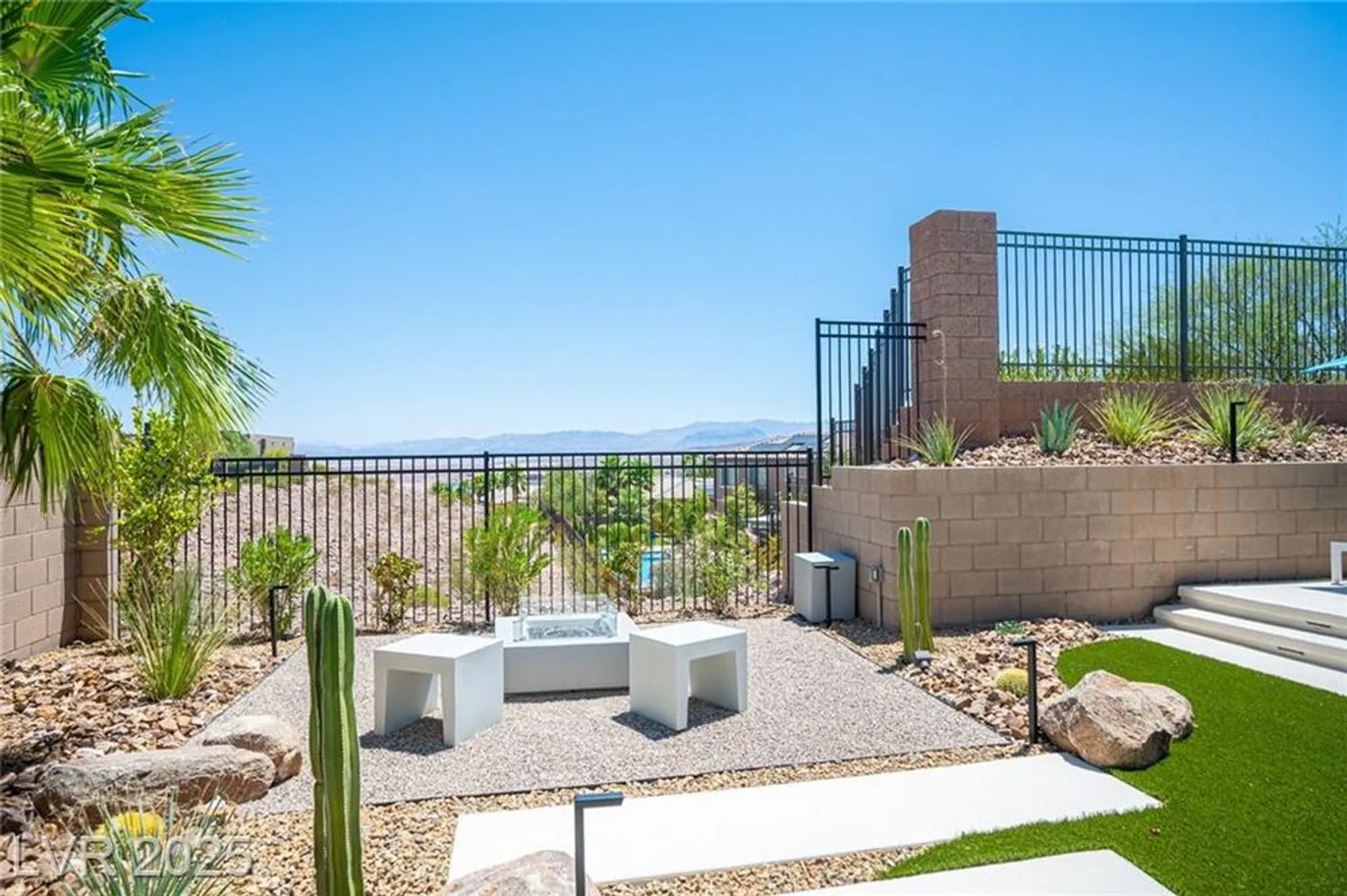 Property Slideshow image 12 of 66 | 29 reverie heights ave, Henderson, NV, 89011
