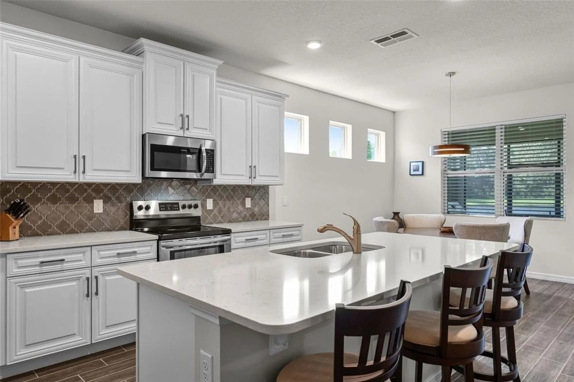 Property Slideshow image 10 of 47 | 17834 blazing star cir, Clermont, FL, 34714