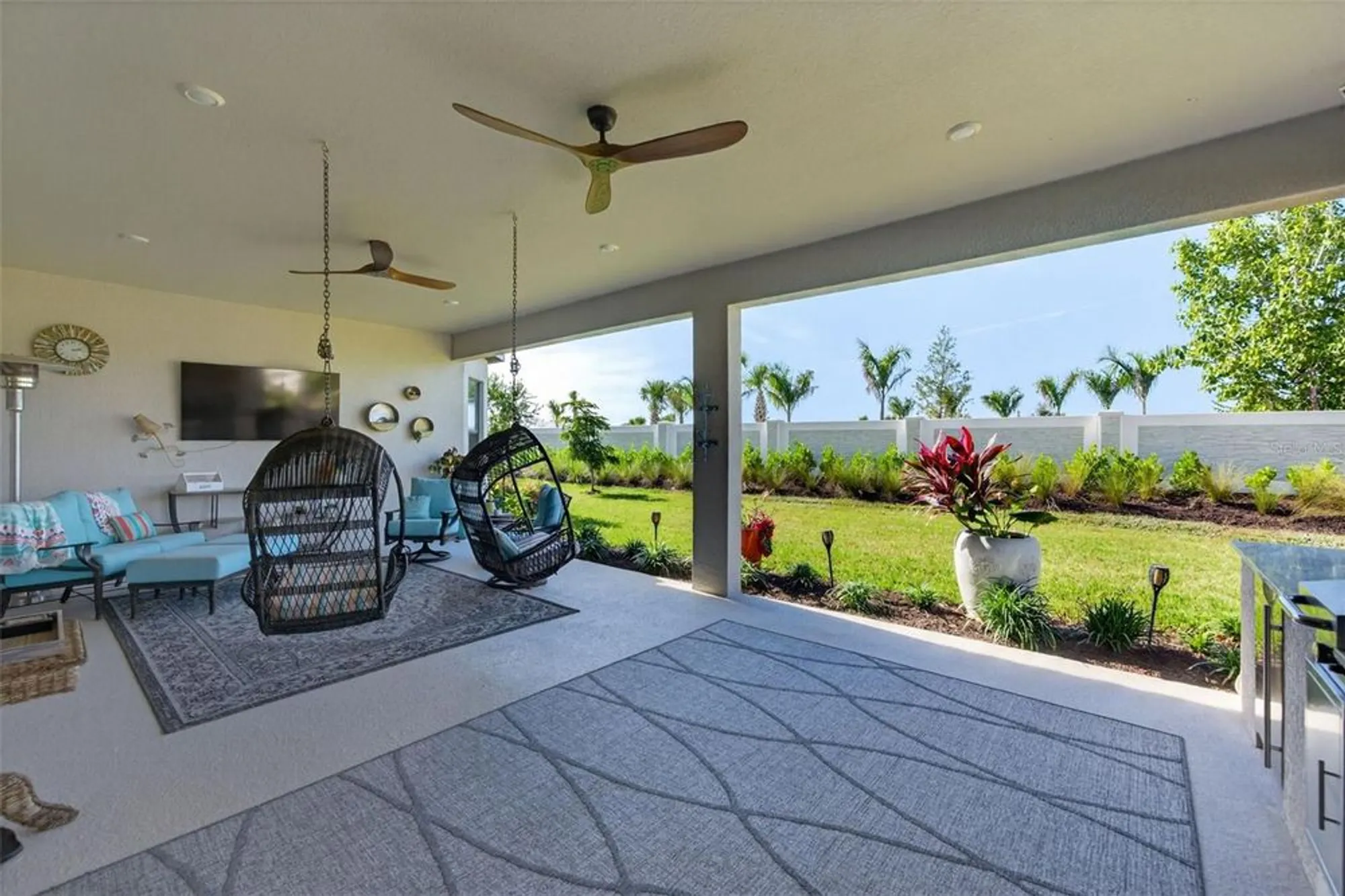 Property Slideshow image 51 of 100 | 3679 santa caterina blvd, Bradenton, FL, 34211