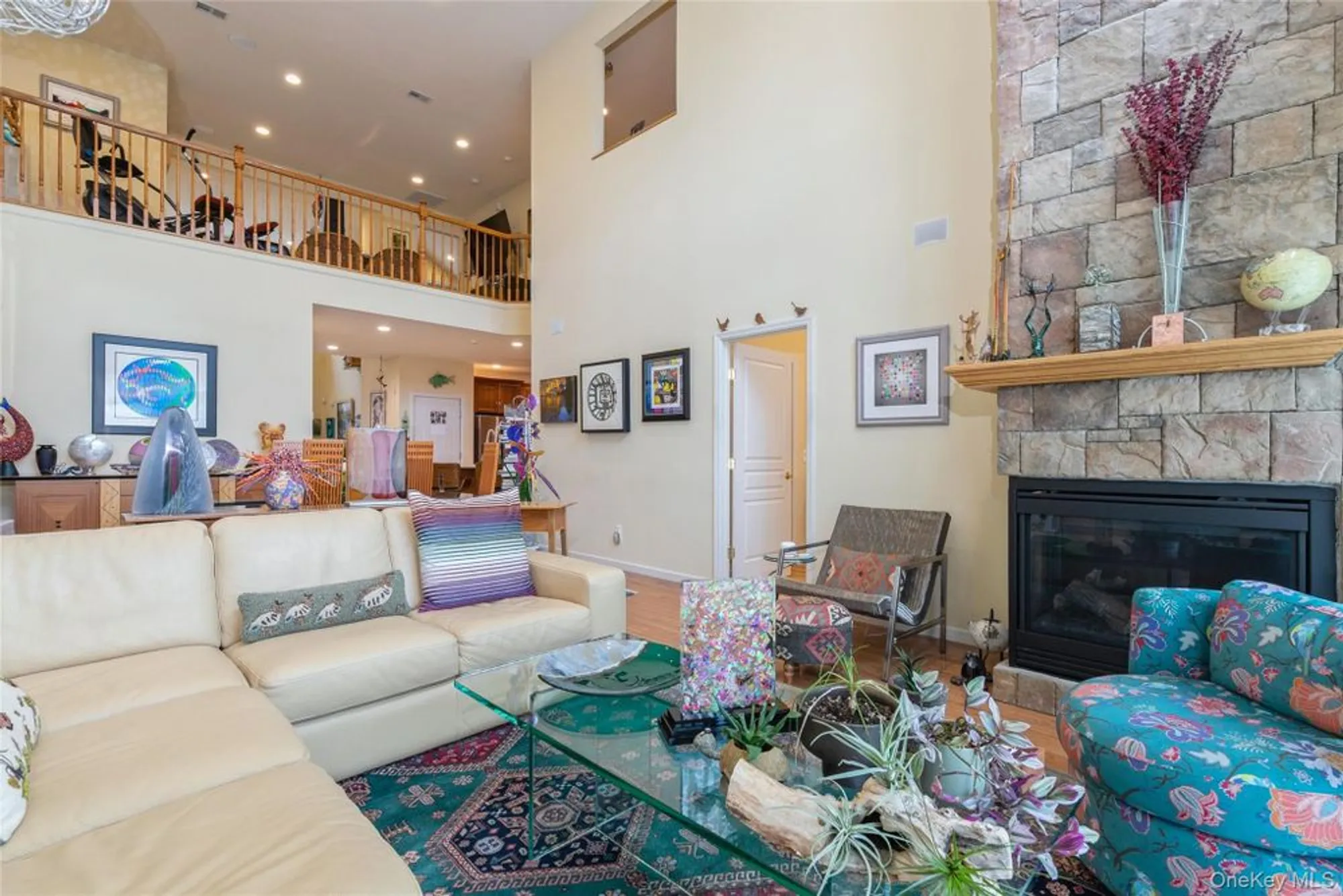 Property Slideshow image 9 of 44 | 95 cove ln, East Setauket, NY, 11733