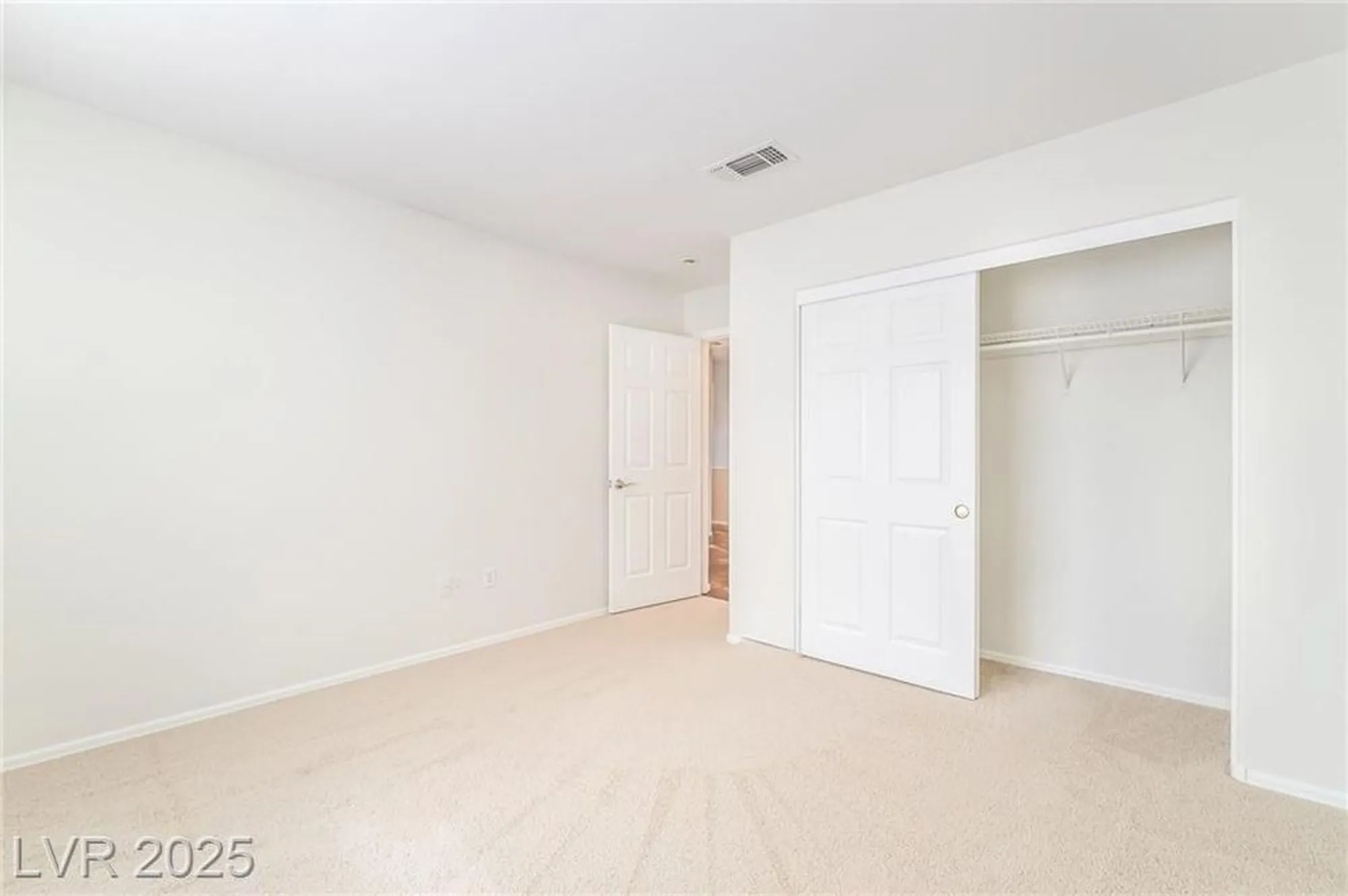 Property Slideshow image 24 of 33 | 445 golden state st, Henderson, NV, 89012