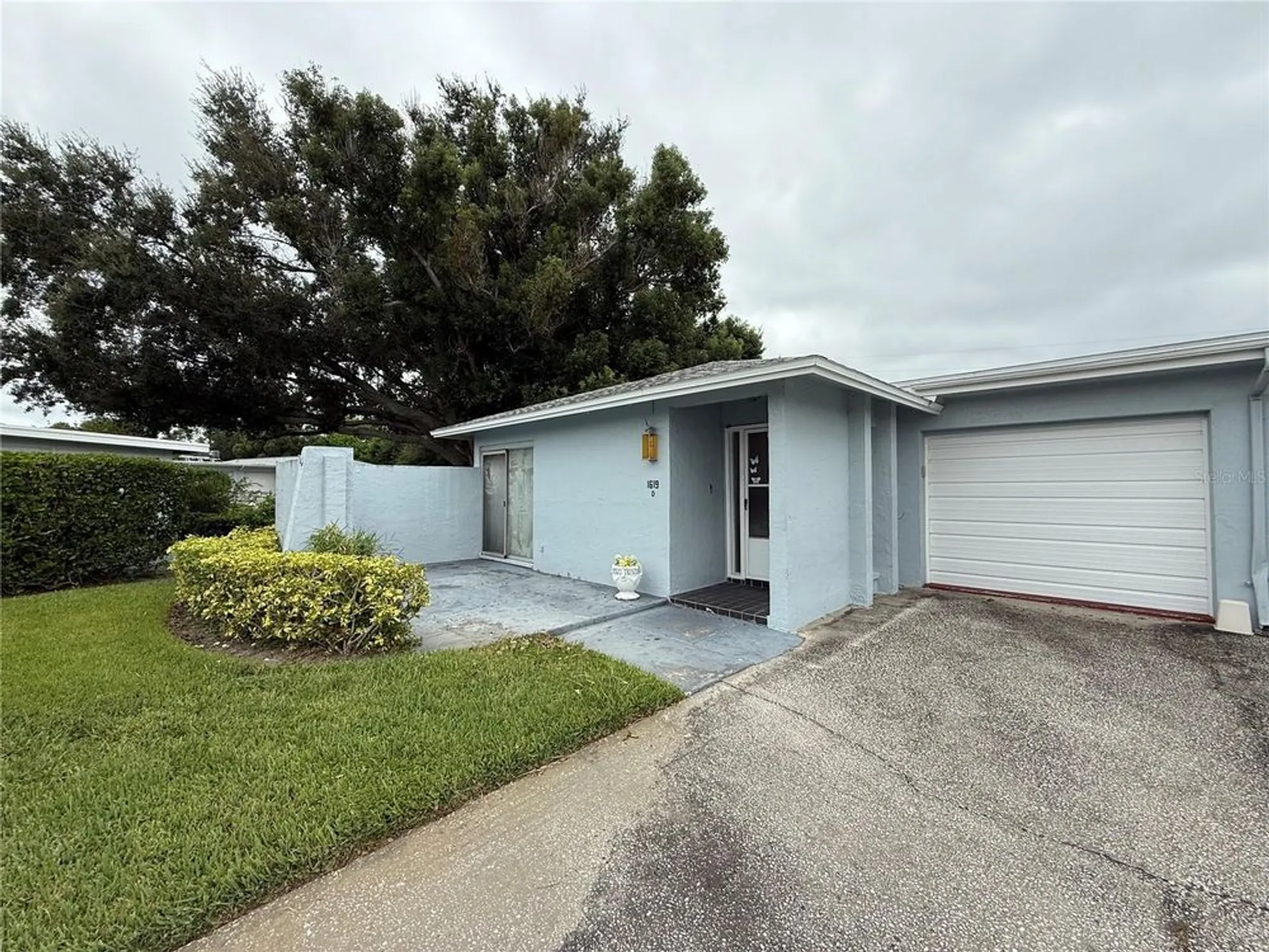 Property Slideshow image 30 of 35 | 1619 whithorn pl d, Palm Harbor, FL, 34684