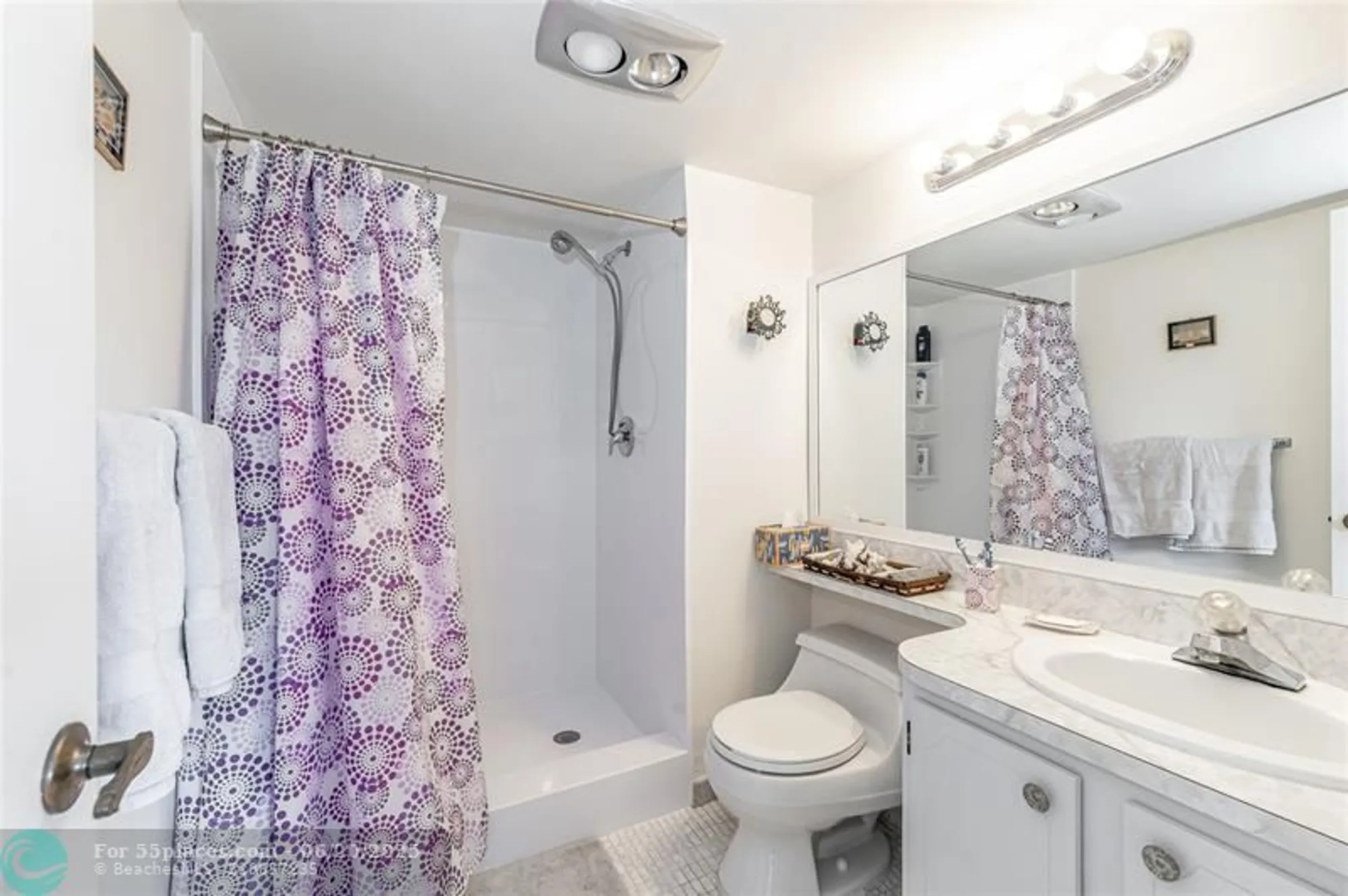 Property Slideshow image 5 of 58 | 811 s hollybrook dr 103, Pembroke Pines, FL, 33025