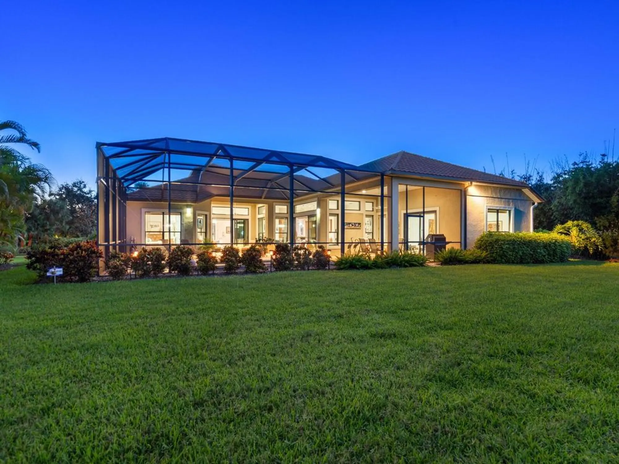 Property Slideshow image 42 of 78 | 10990 pentas royale ct, Englewood, FL, 34223