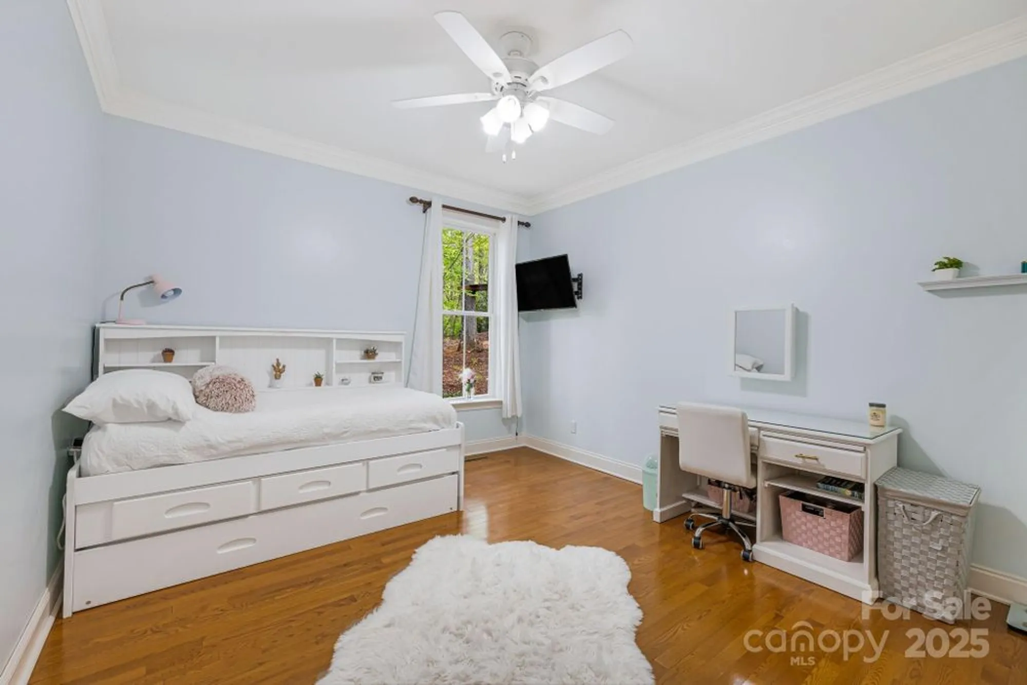 Property Slideshow image 21 of 48 | 14 larue ct, Biltmore Lake, NC, 28715