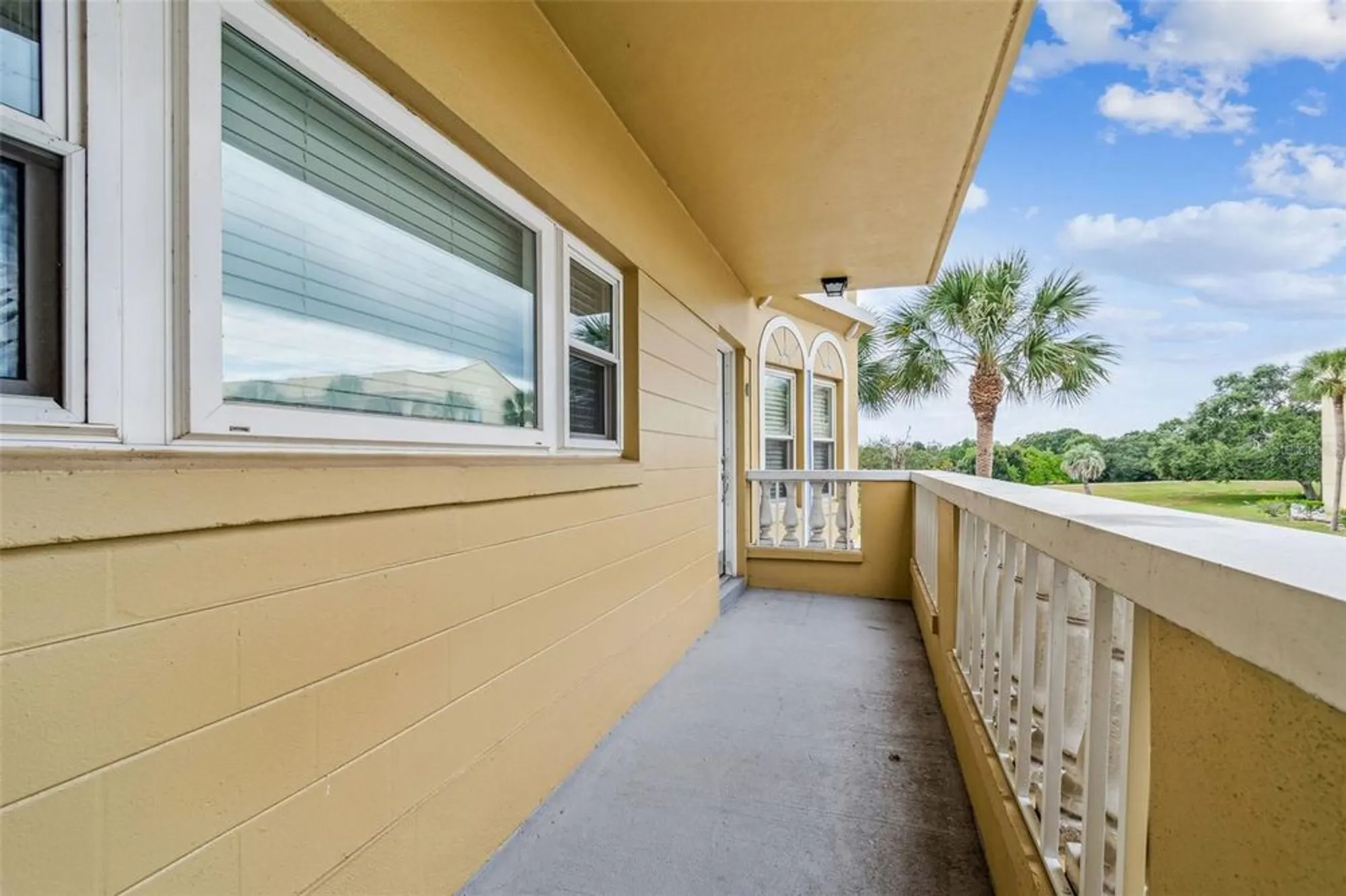 Property Slideshow image 4 of 100 | 2221 norwegian dr 41, Clearwater, FL, 33763