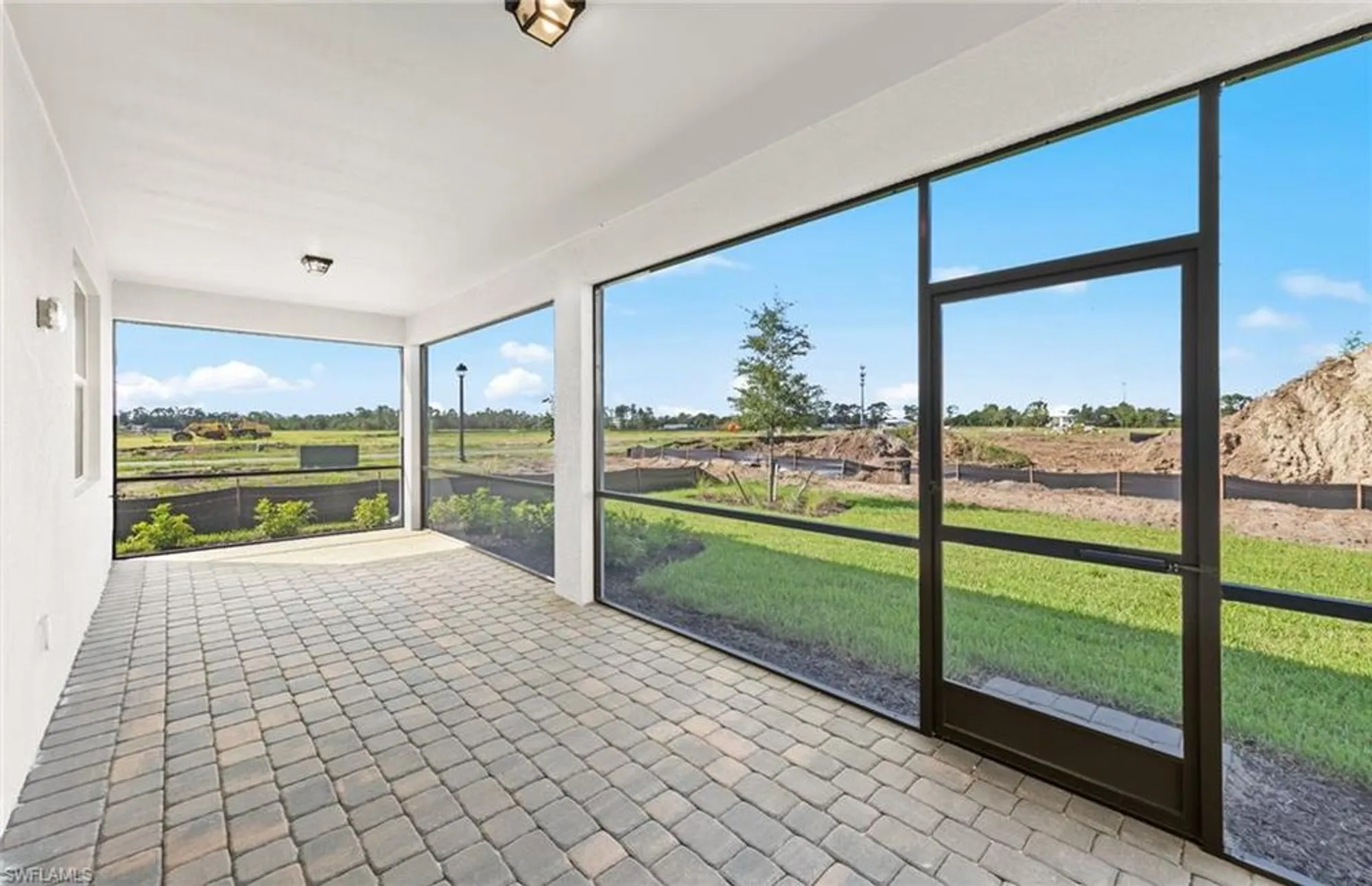 Property Slideshow image 31 of 47 | 7152 chapel creek ln, North Fort Myers, FL, 33917