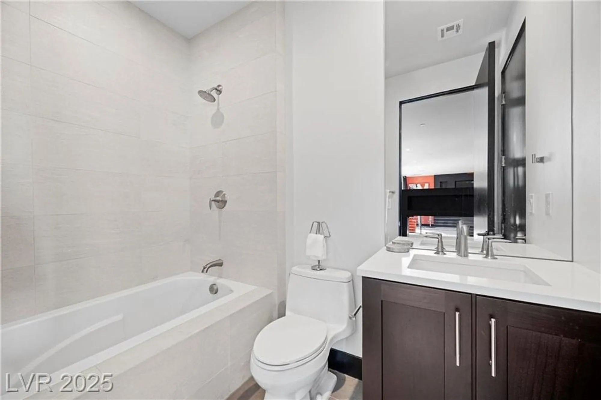 Property Slideshow image 59 of 99 | 5 highland cove ln, Henderson, NV, 89011