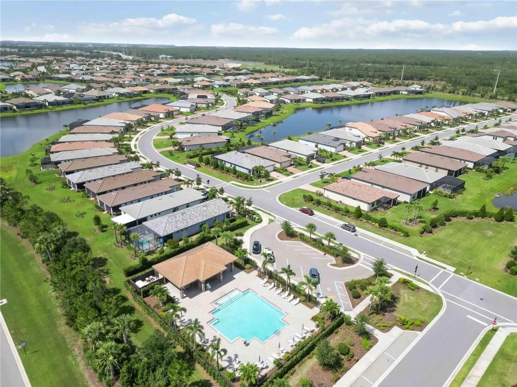 Property Slideshow image 57 of 79 | 7758 summerland cv, Bradenton, FL, 34202