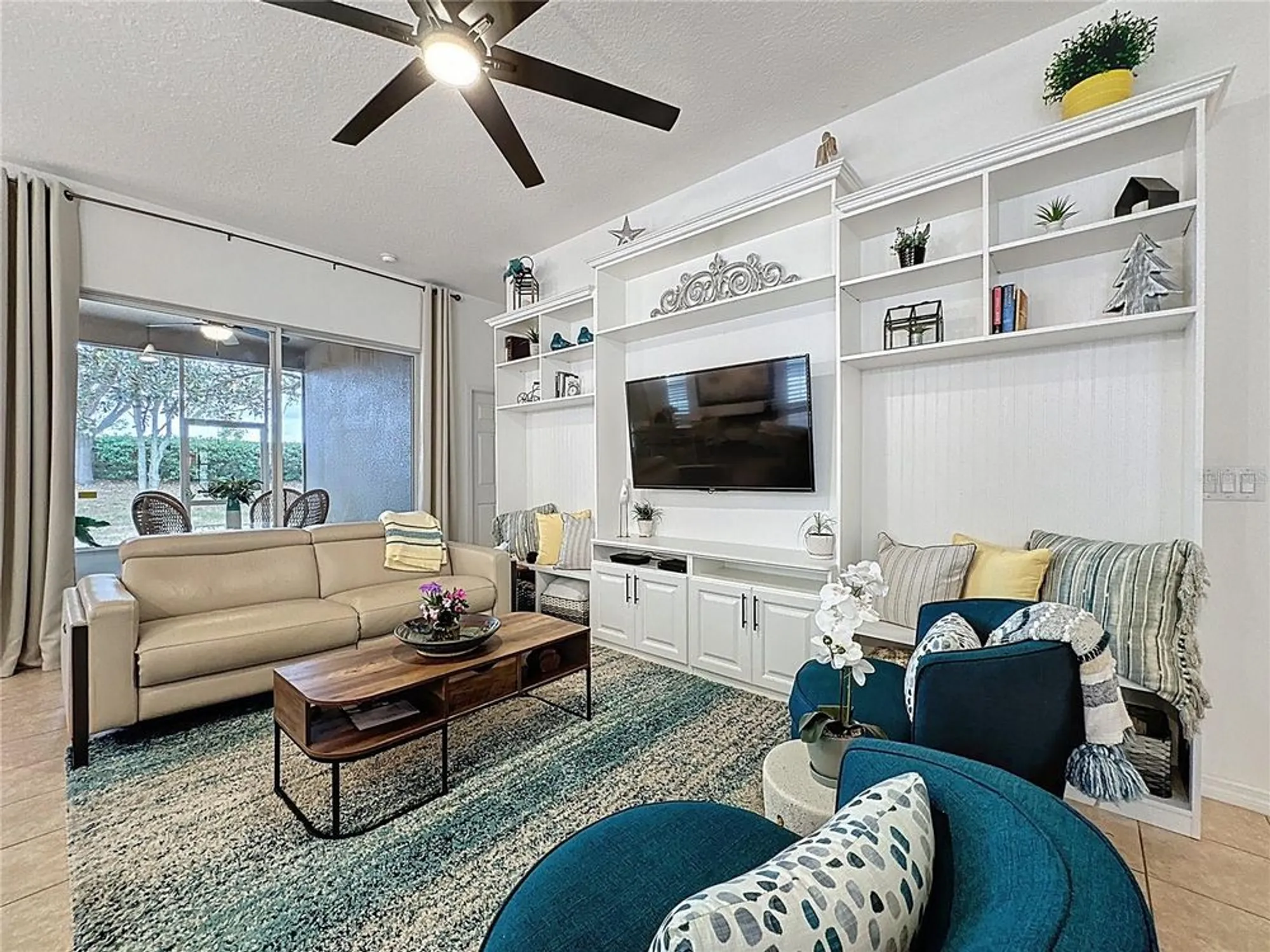 Property Slideshow image 13 of 78 | 135 crepe myrtle dr, Groveland, FL, 34736