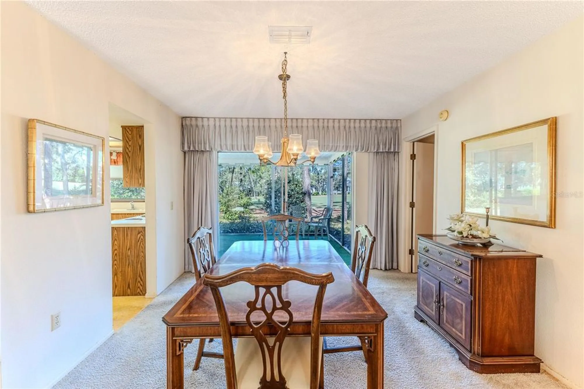 Property Slideshow image 15 of 73 | 2193 timber lodge ln, Spring Hill, FL, 34606