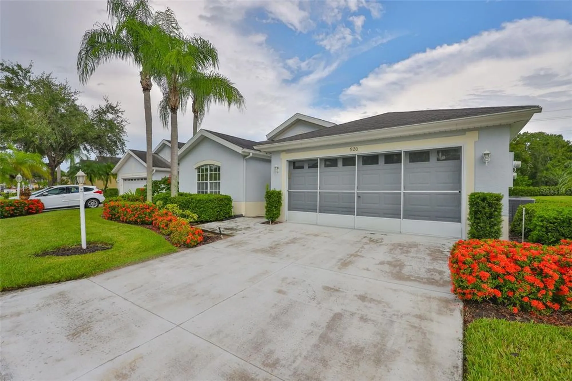 Property Slideshow image 2 of 59 | 920 villeroy greens dr, Sun City Center, FL, 33573