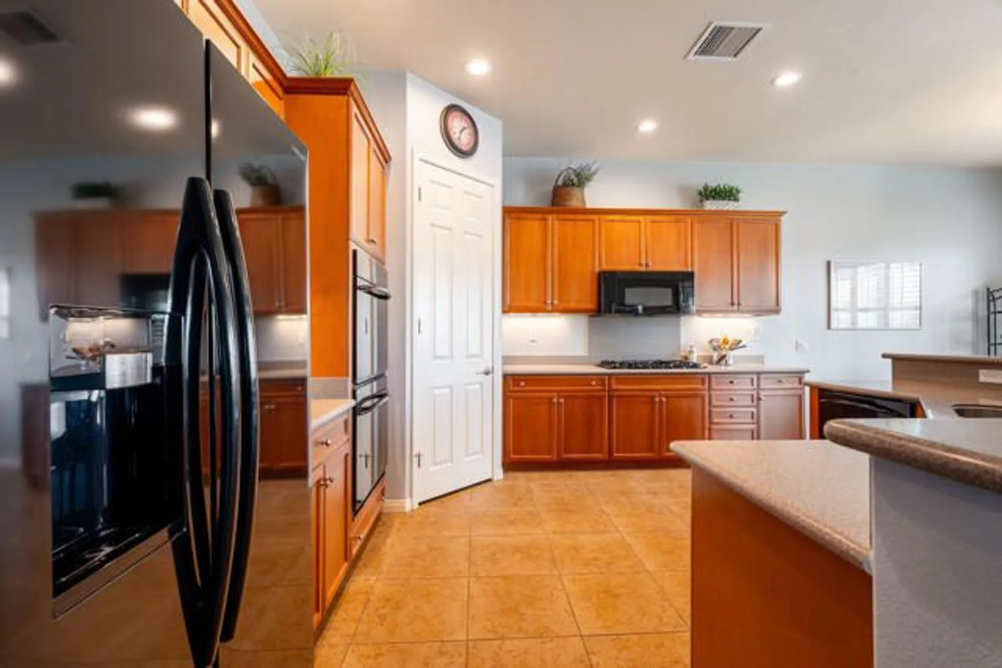 Property Slideshow image 9 of 53 | 39197 camino piscina, Indio, CA, 92203