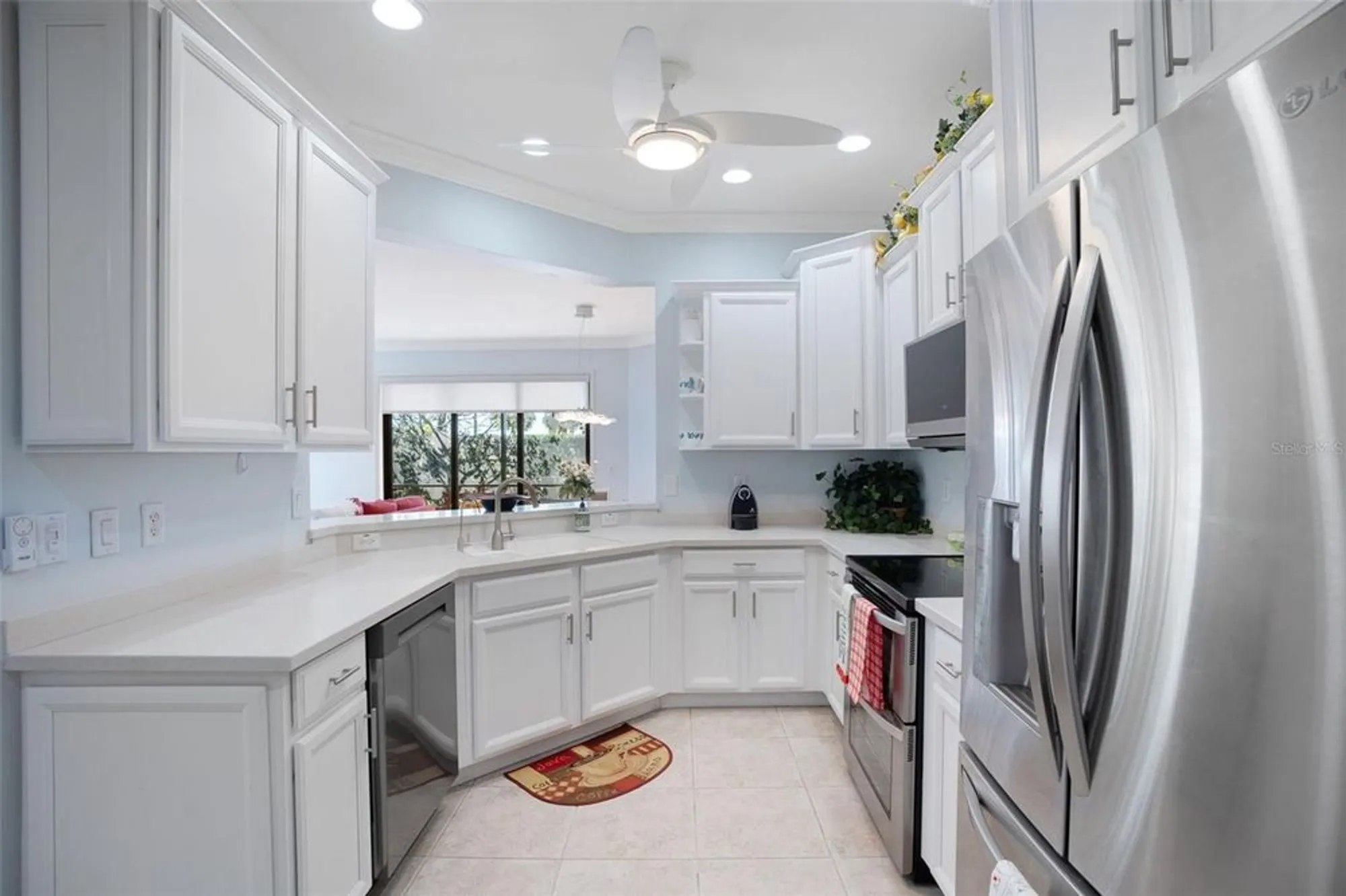 Property Slideshow image 15 of 36 | 1410 maseno dr, Venice, FL, 34292