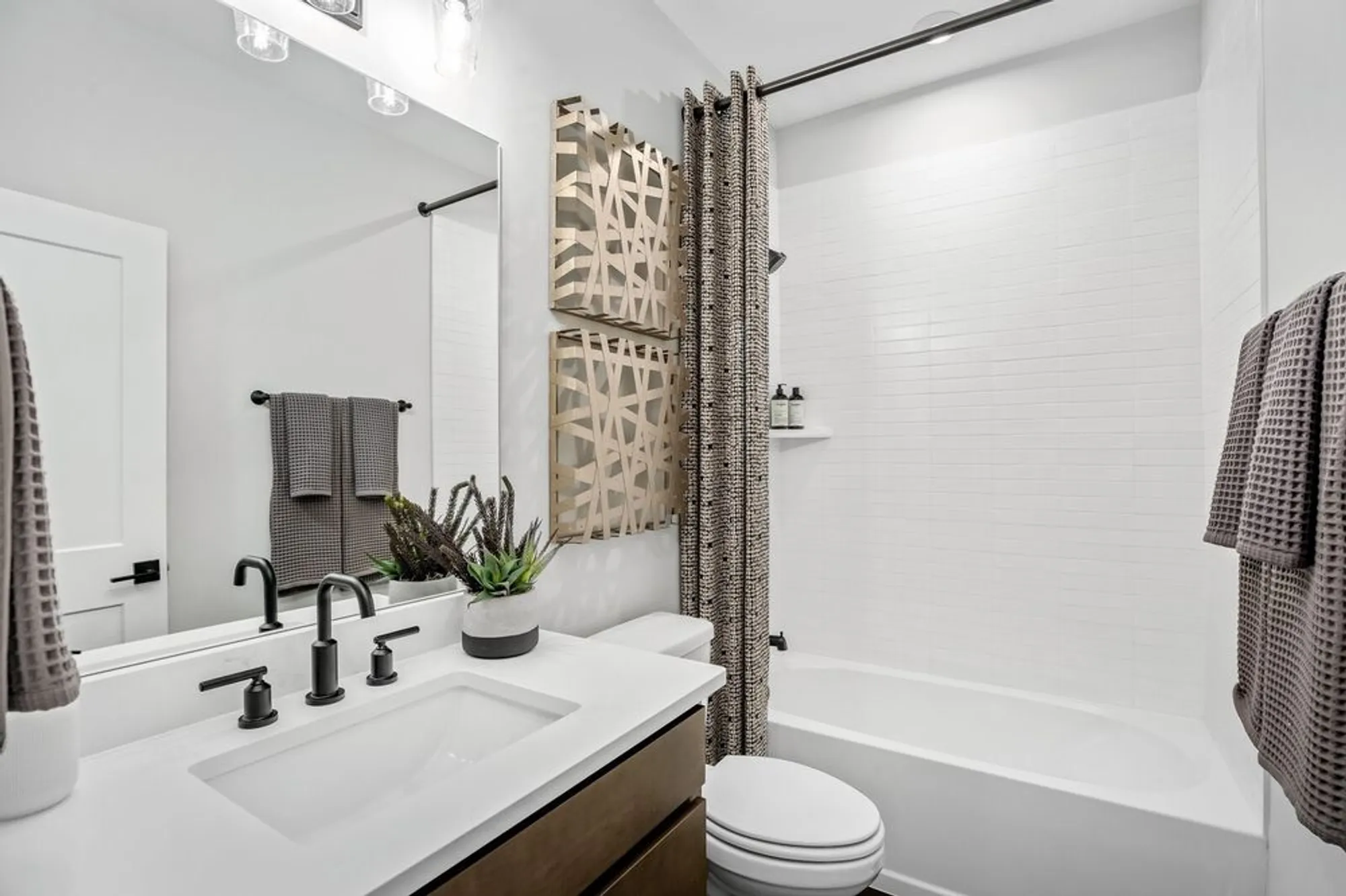 Property Slideshow image 58 of 75 | 9553 loyola dr, Brentwood, TN, 37027