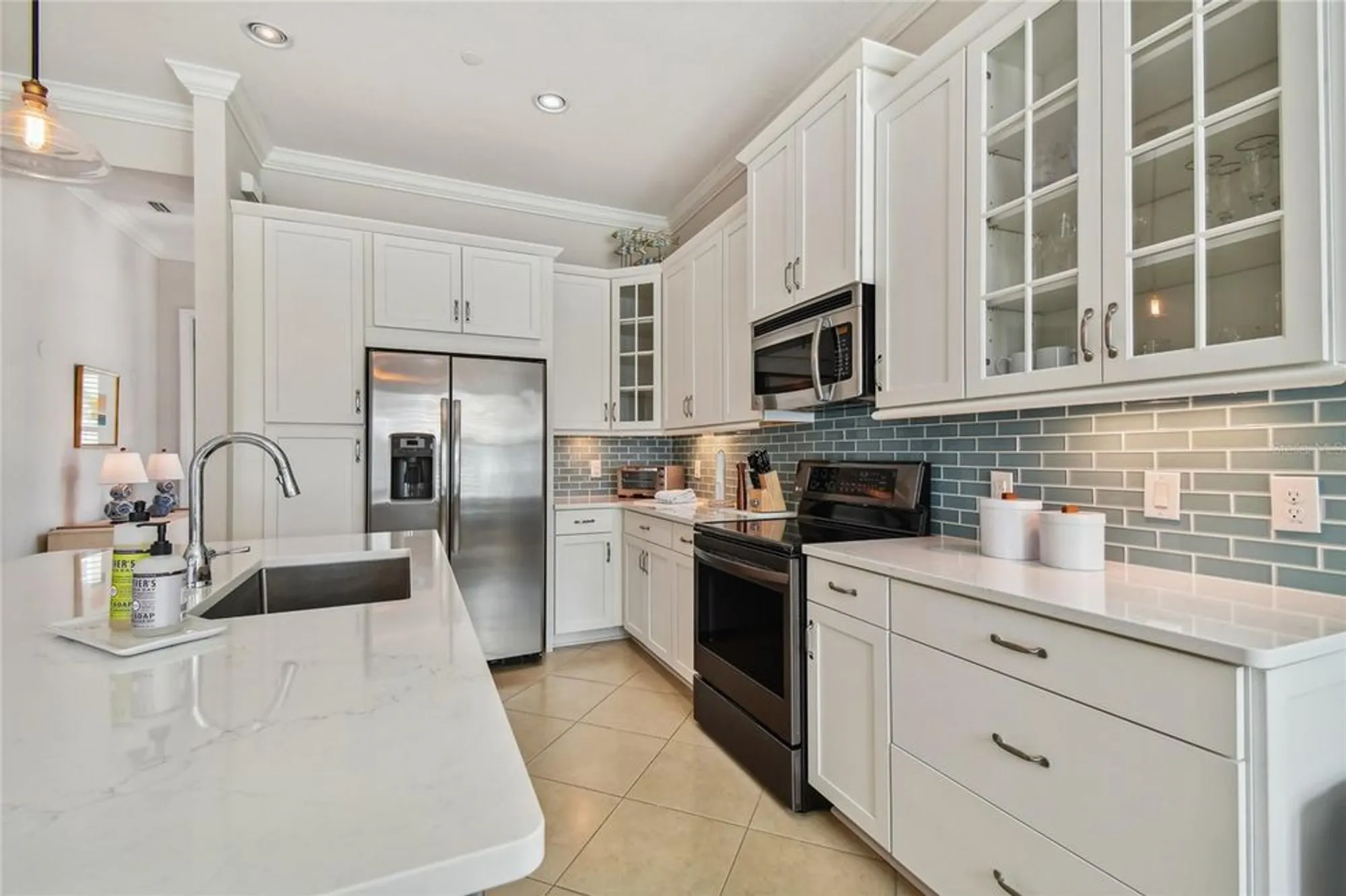 Property Slideshow image 11 of 56 | 311 compass point dr unit 101, Bradenton, FL, 34209