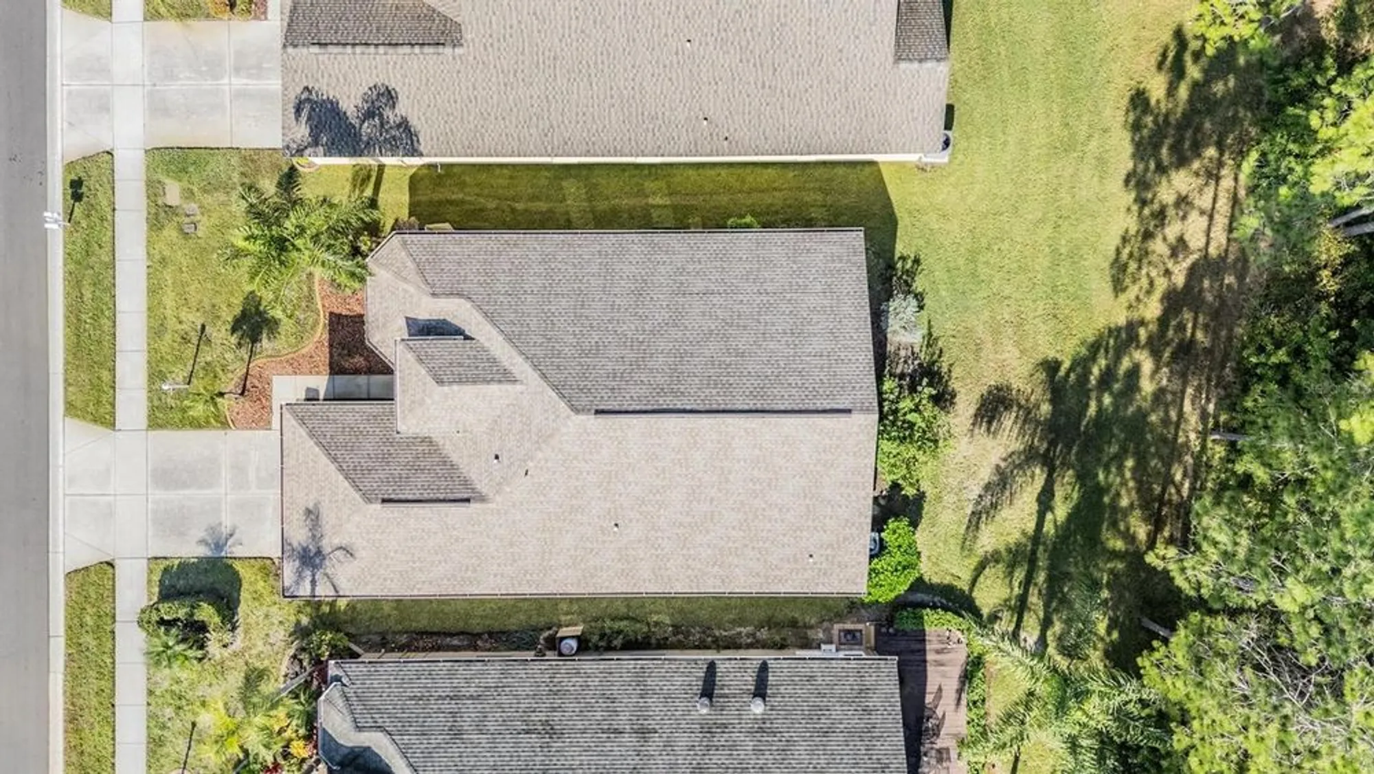 Property Slideshow image 23 of 49 | 1143 dustan pl, Trinity, FL, 34655