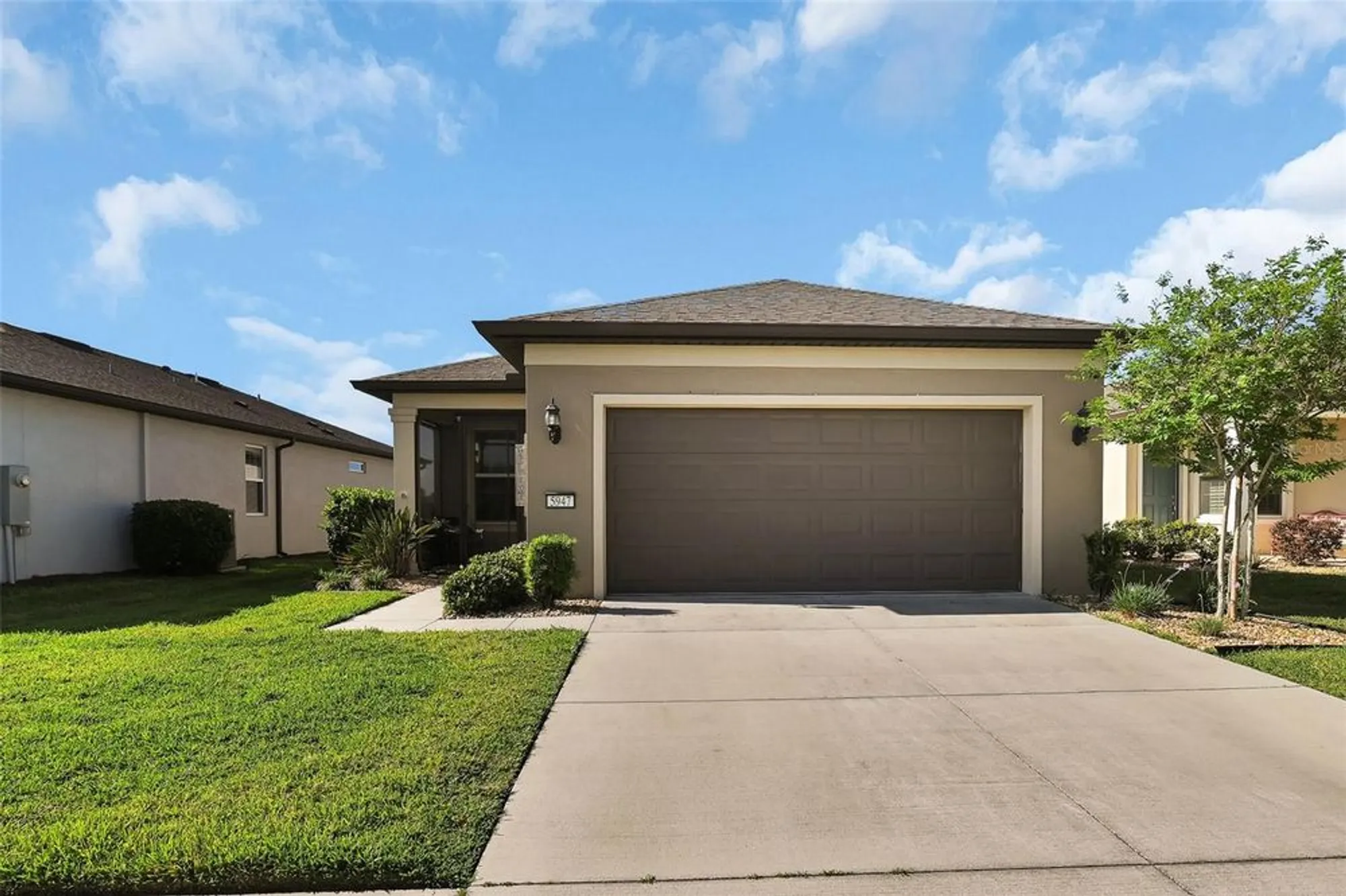 Property Slideshow image 3 of 64 | 5947 sw 93rd cir, Ocala, FL, 34481