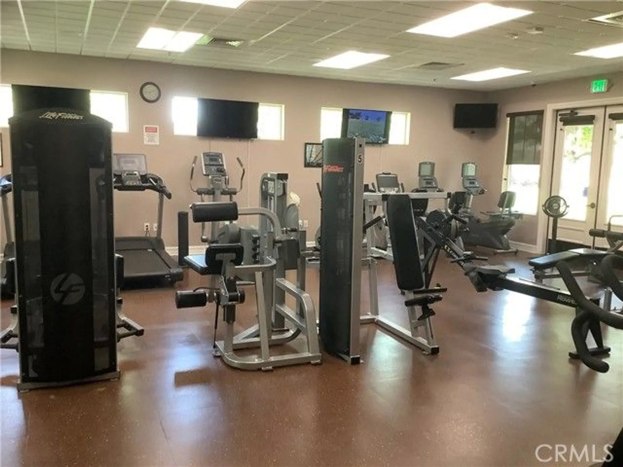 Property Slideshow image 18 of 21 | 8295 carnoustie ave, Hemet, CA, 92545