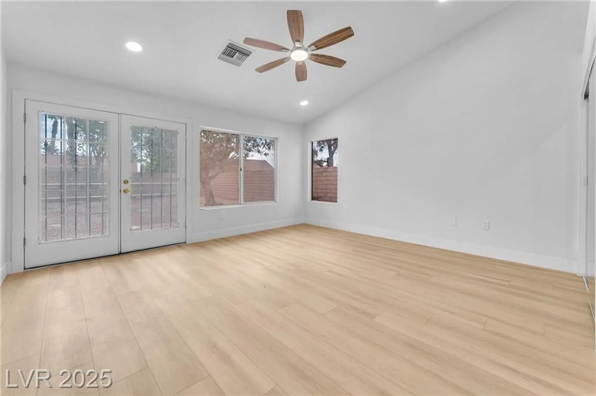 Property Slideshow image 29 of 47 | 3108 endeavor ct, Las Vegas, NV, 89134