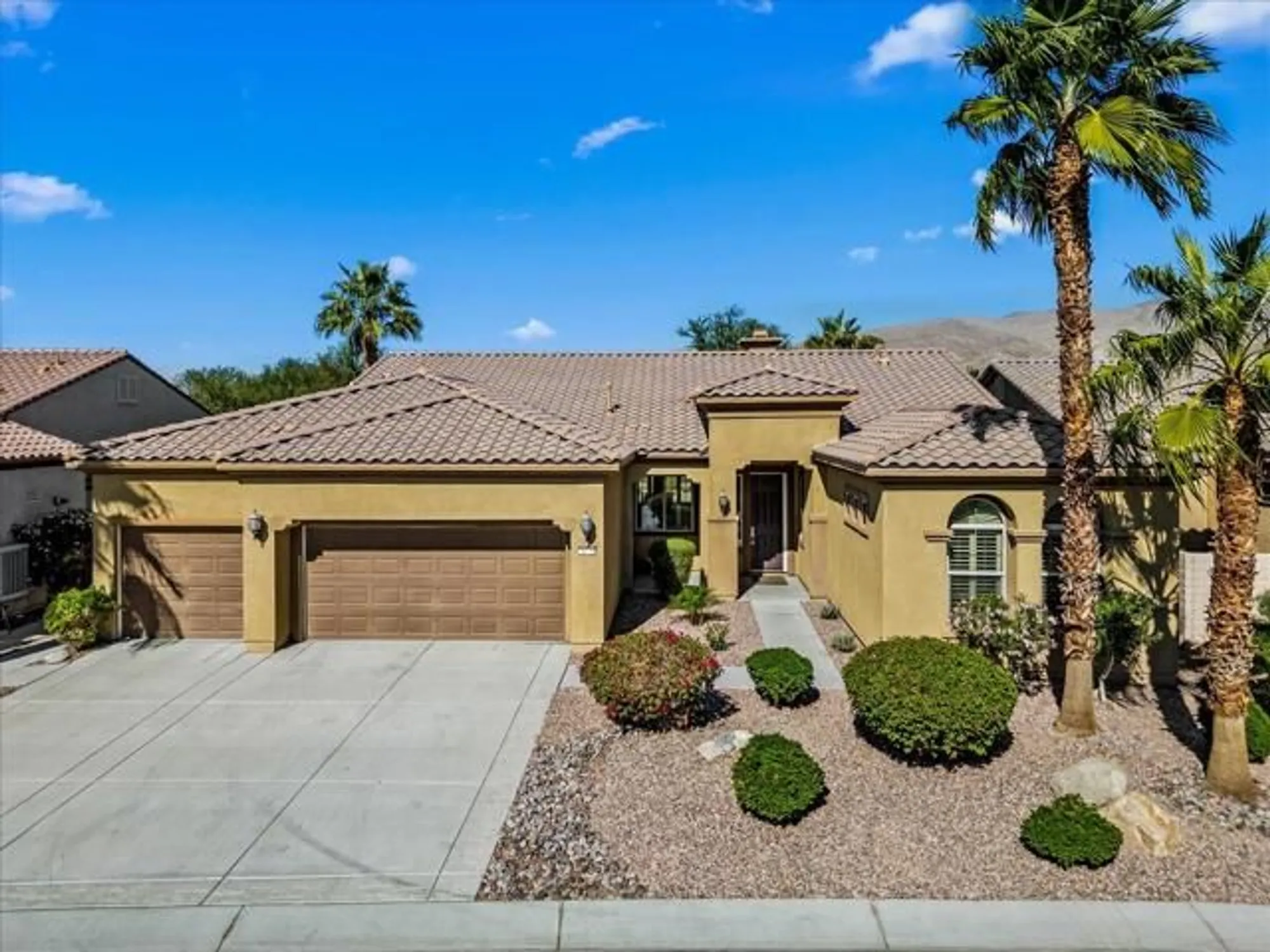 Property Slideshow image 1 of 39 | 81554 avenida estuco, Indio, CA, 92203