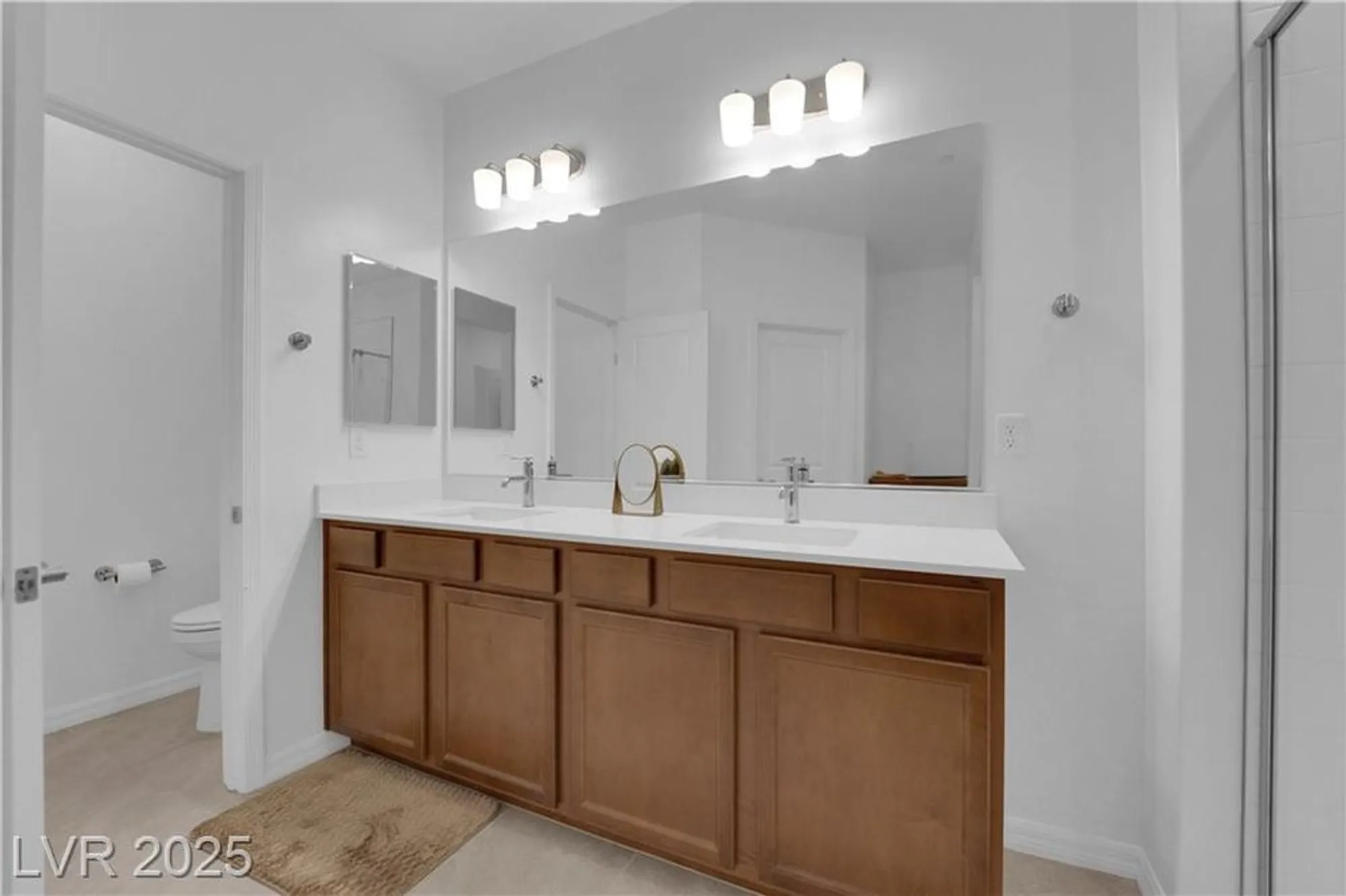 Property Slideshow image 19 of 43 | 10151 carmine clay dr, Las Vegas, NV, 89143