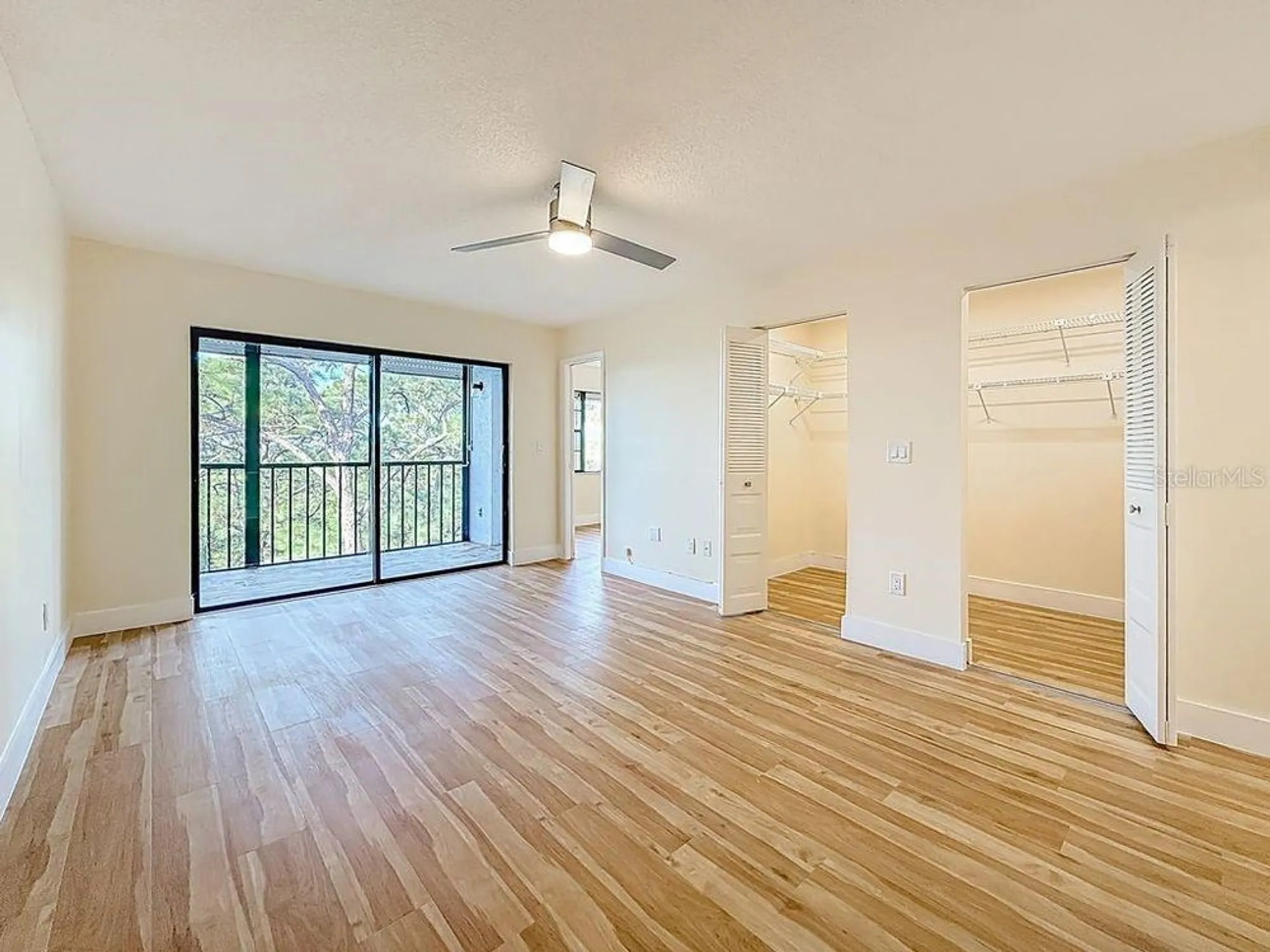 Property Slideshow image 29 of 50 | 8198 terrace garden dr n unit 407, St Petersburg, FL, 33709