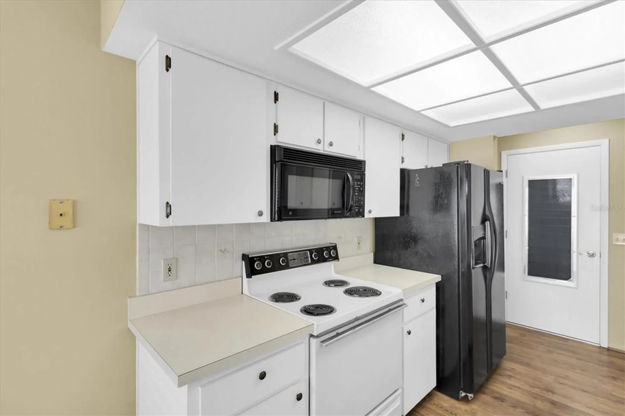 Property Slideshow image 13 of 38 | 4720 sheffield dr # 4720, New Port Richey, FL, 34655