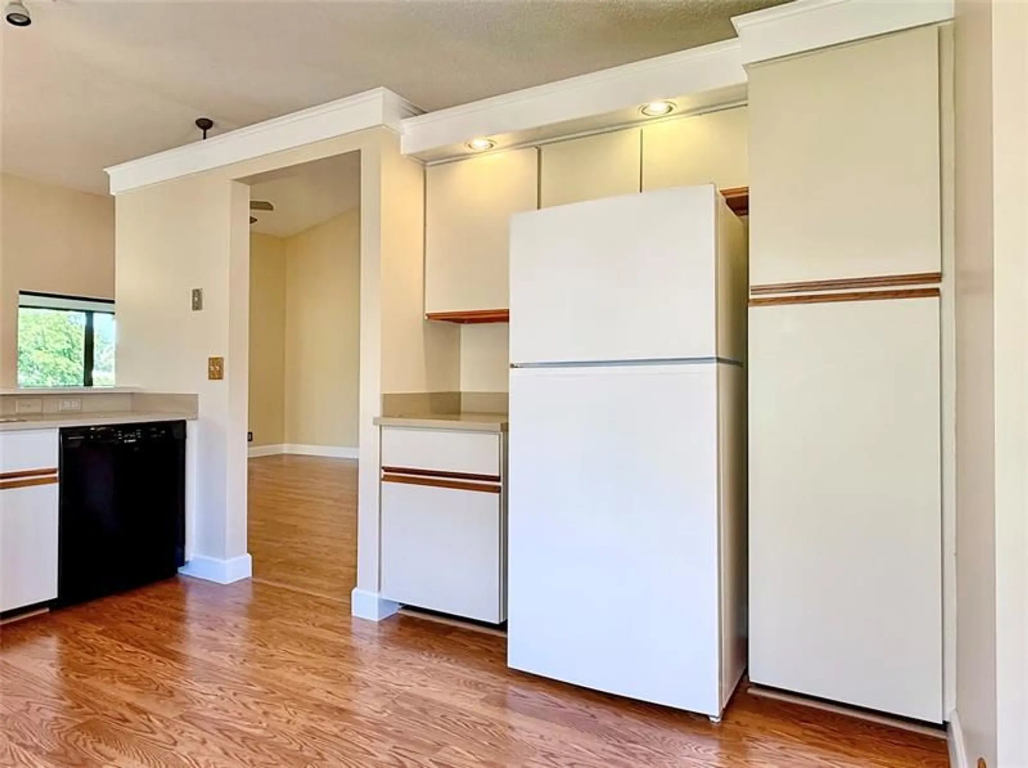 Property Slideshow image 15 of 62 | 10805 bahama palm way apt 201, Boynton Beach, FL, 33437