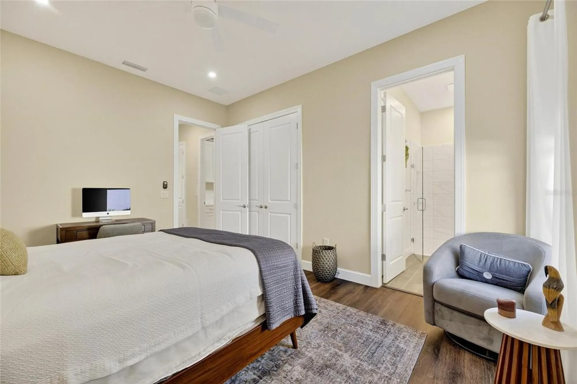 Property Slideshow image 20 of 99 | 11121 egeria dr, Odessa, FL, 33556