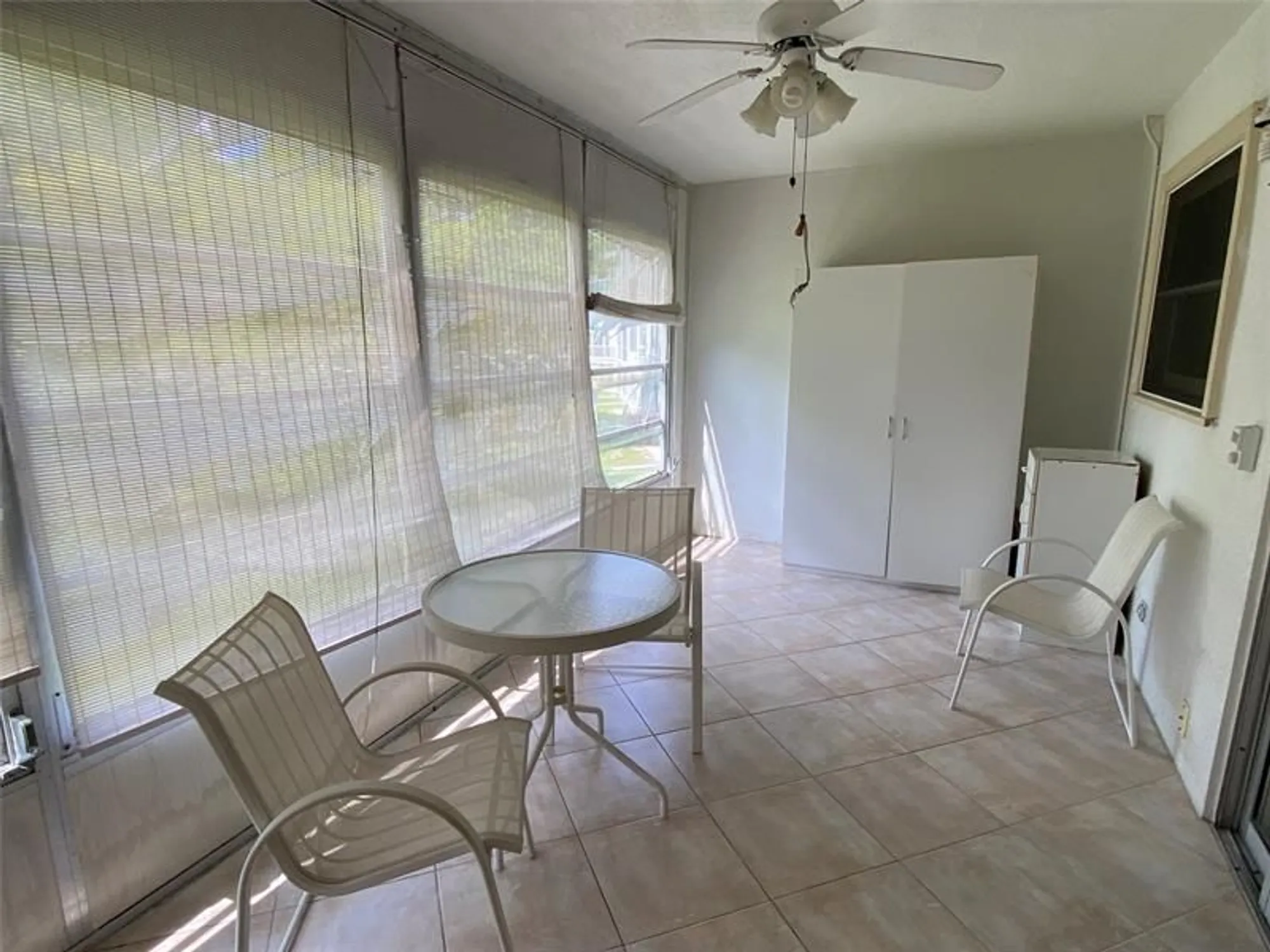 Property Slideshow image 11 of 31 | 2025 berkshire b # 2025, Deerfield Beach, FL, 33442