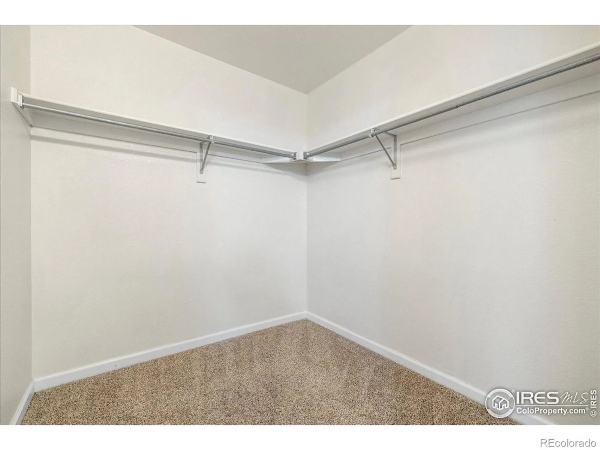 Property Slideshow image 23 of 33 | 4615 hahns peak dr unit 202, Loveland, CO, 80538