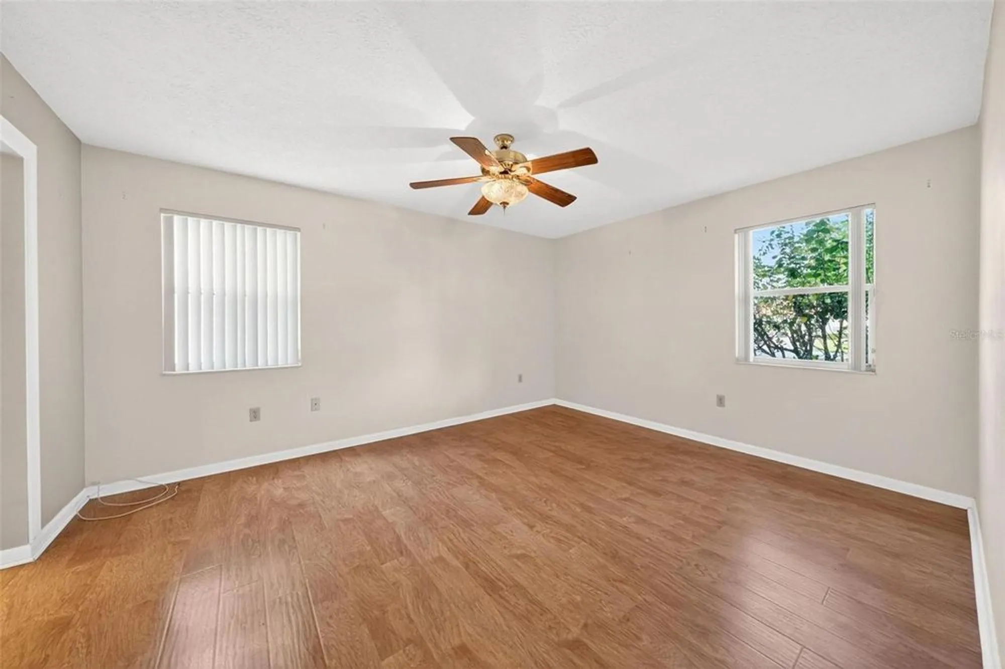 Property Slideshow image 13 of 34 | 2215 orkney dr, Leesburg, FL, 34788