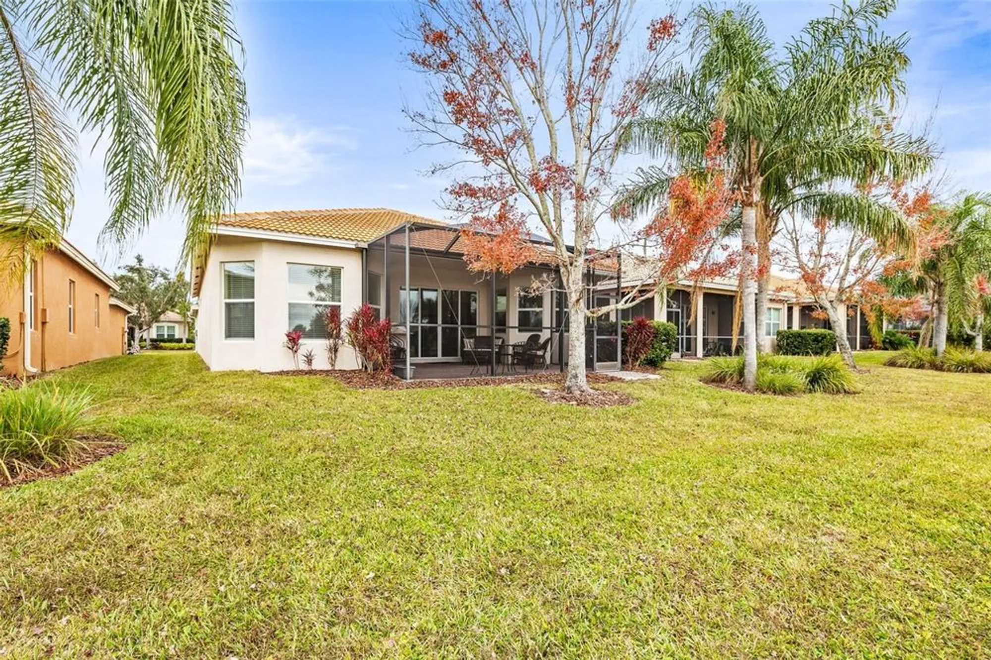 Property Slideshow image 30 of 38 | 16051 golden lakes dr, Wimauma, FL, 33598