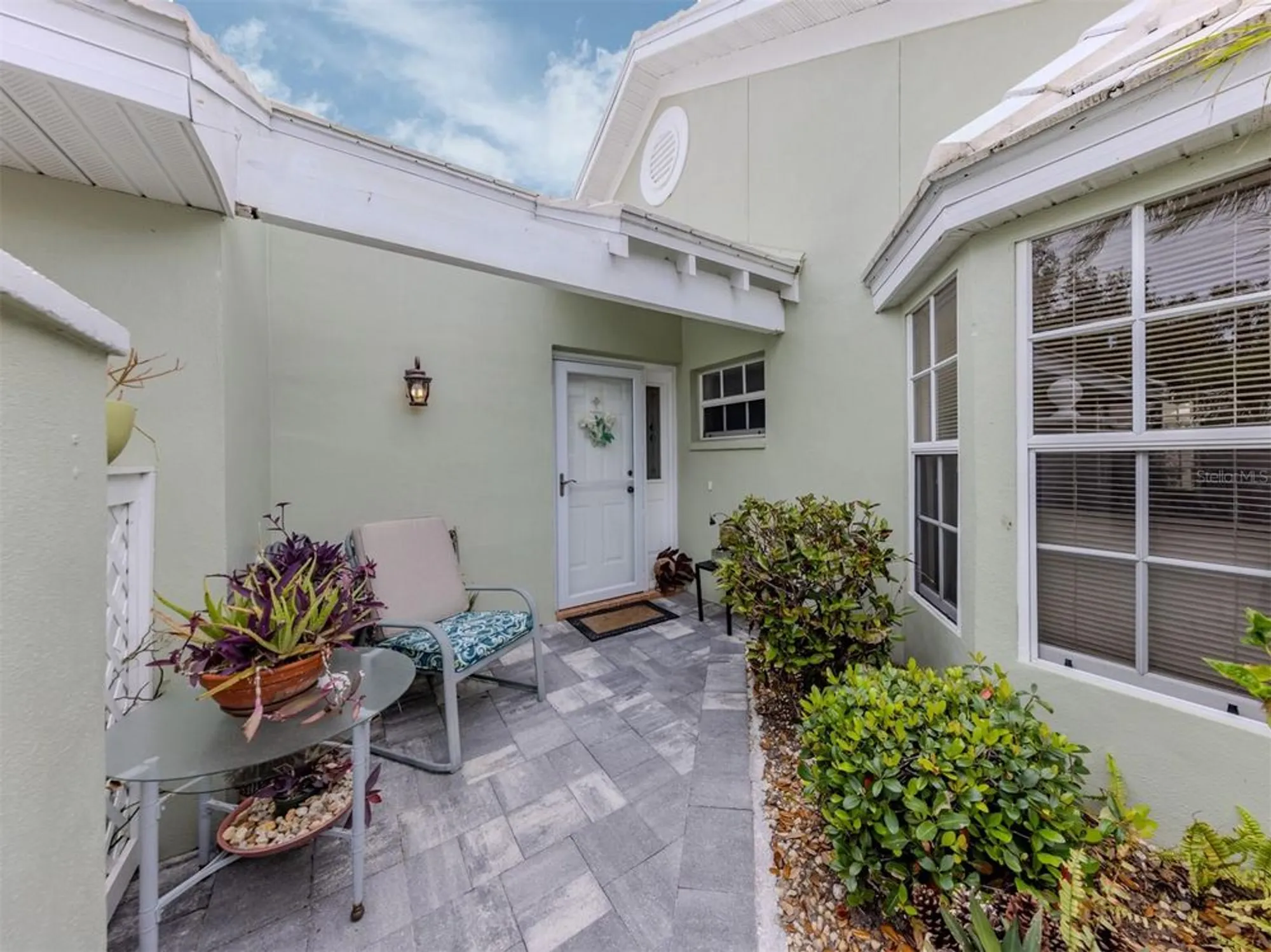 Property Slideshow image 4 of 83 | 503 clubside cir 47, Venice, FL, 34293