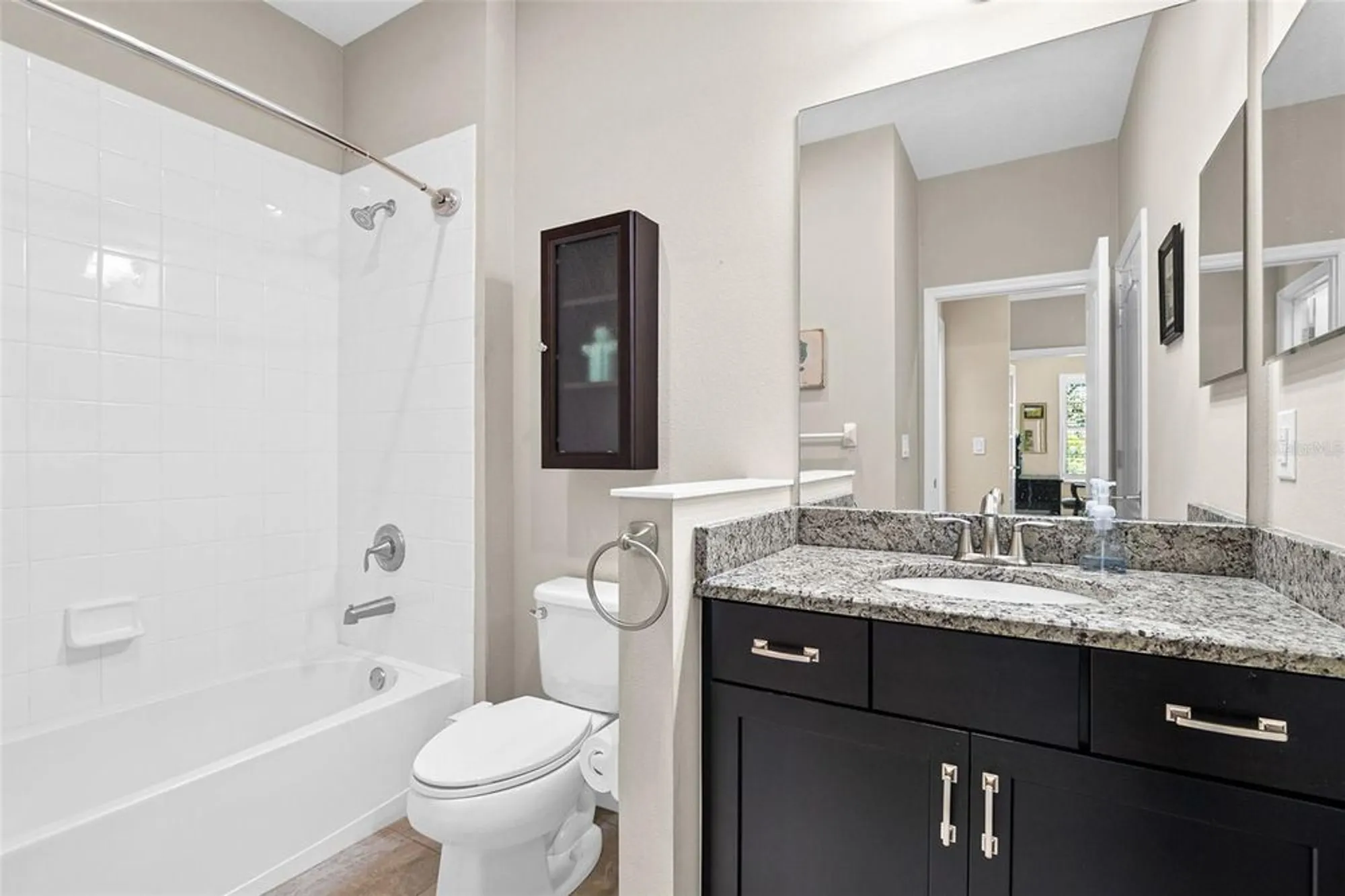 Property Slideshow image 27 of 37 | 1282 backspin dr, Englewood, FL, 34223