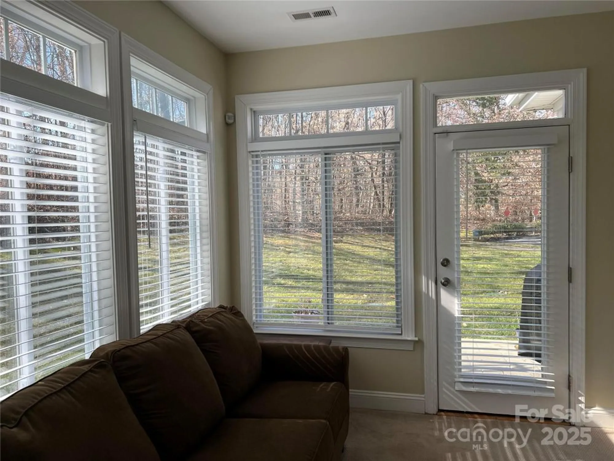 Property Slideshow image 42 of 48 | 10925 casetta dr, Matthews, NC, 28105