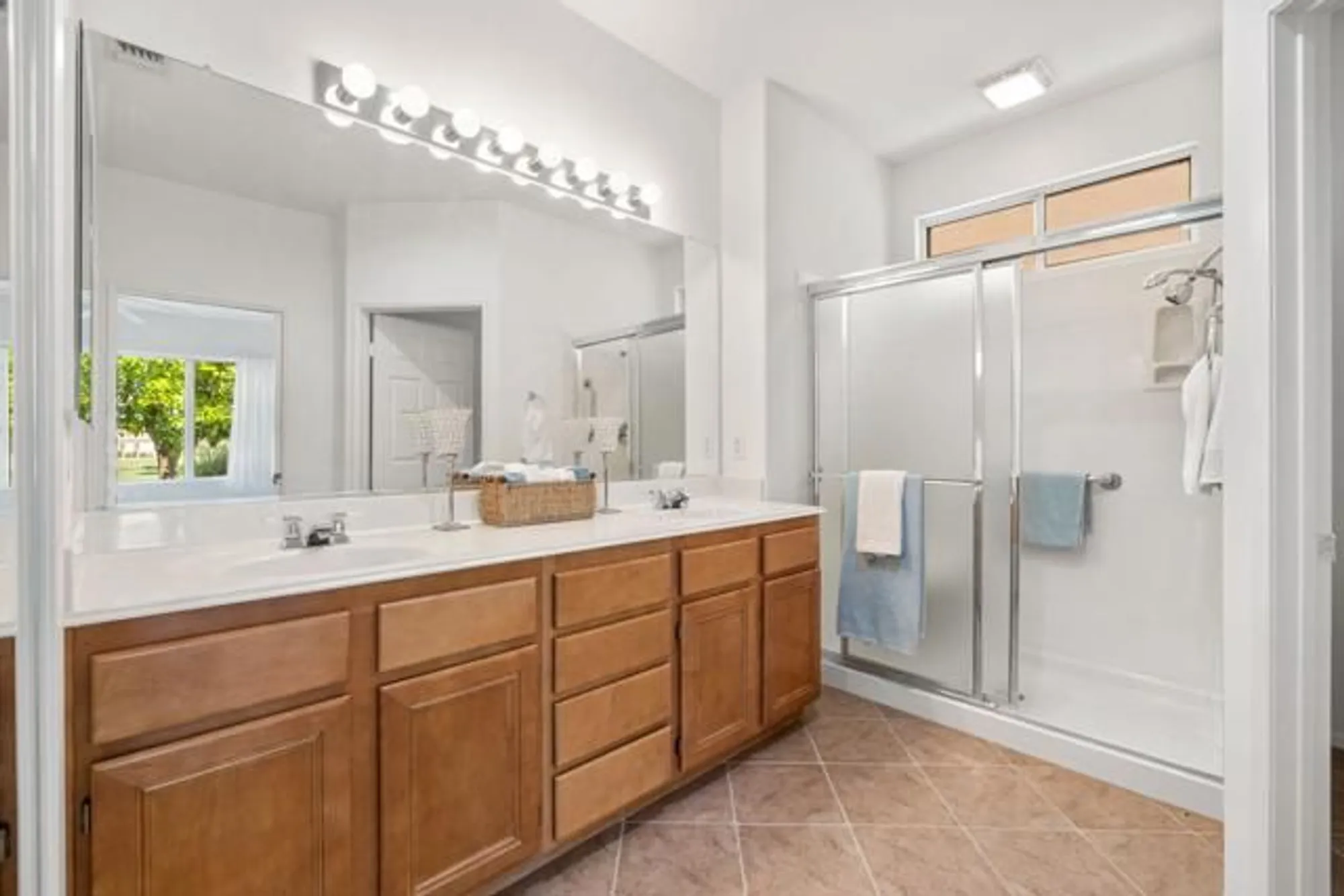 Property Slideshow image 29 of 51 | 38995 brandywine ave, Palm Desert, CA, 92211