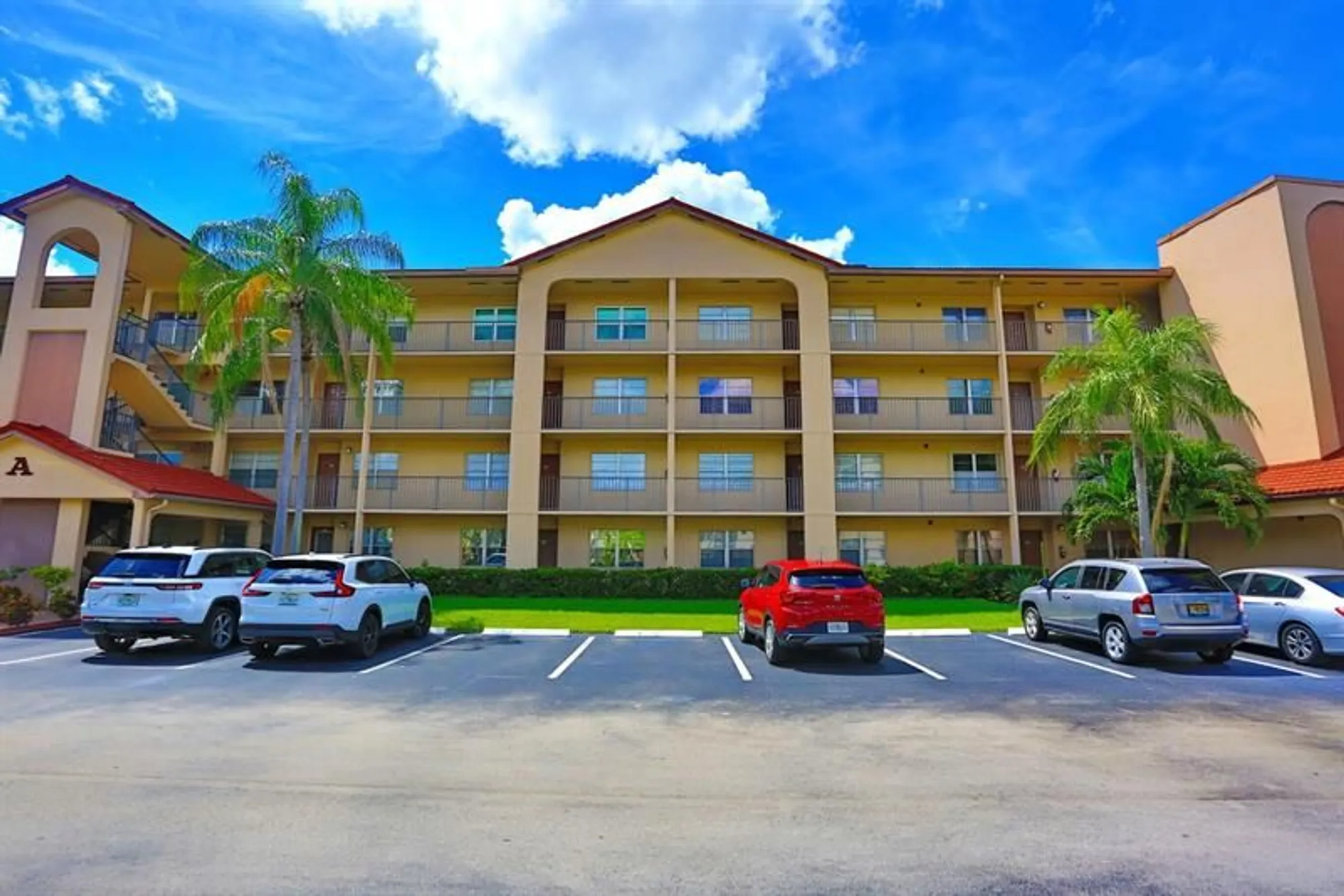 Property Slideshow image 3 of 20 | 13001 sw 11th ct apt 307, Pembroke Pines, FL, 33027