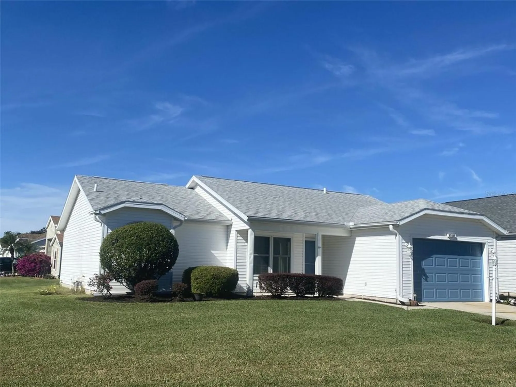 Property Slideshow image 1 of 6 | 25327 hibiscus st, Leesburg, FL, 34748