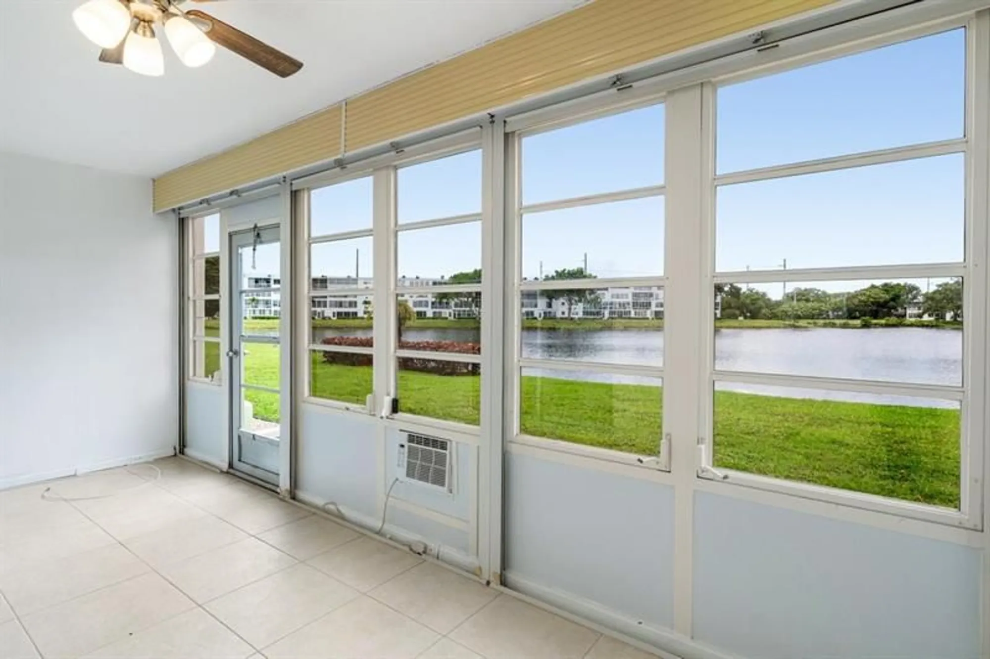 Property Slideshow image 13 of 62 | 1084 harwood f # 1084, Deerfield Beach, FL, 33442