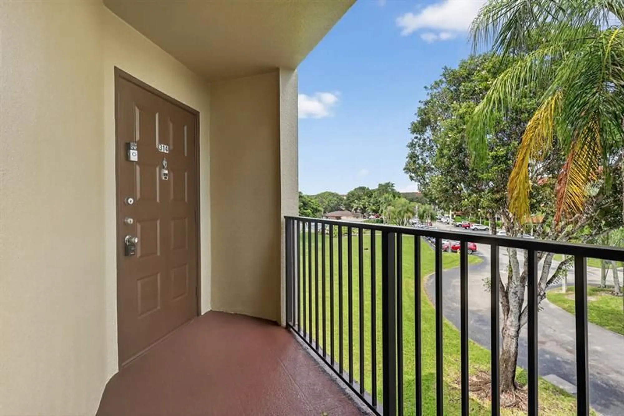 Property Slideshow image 4 of 48 | 13000 sw 15th ct 314u, Pembroke Pines, FL, 33027